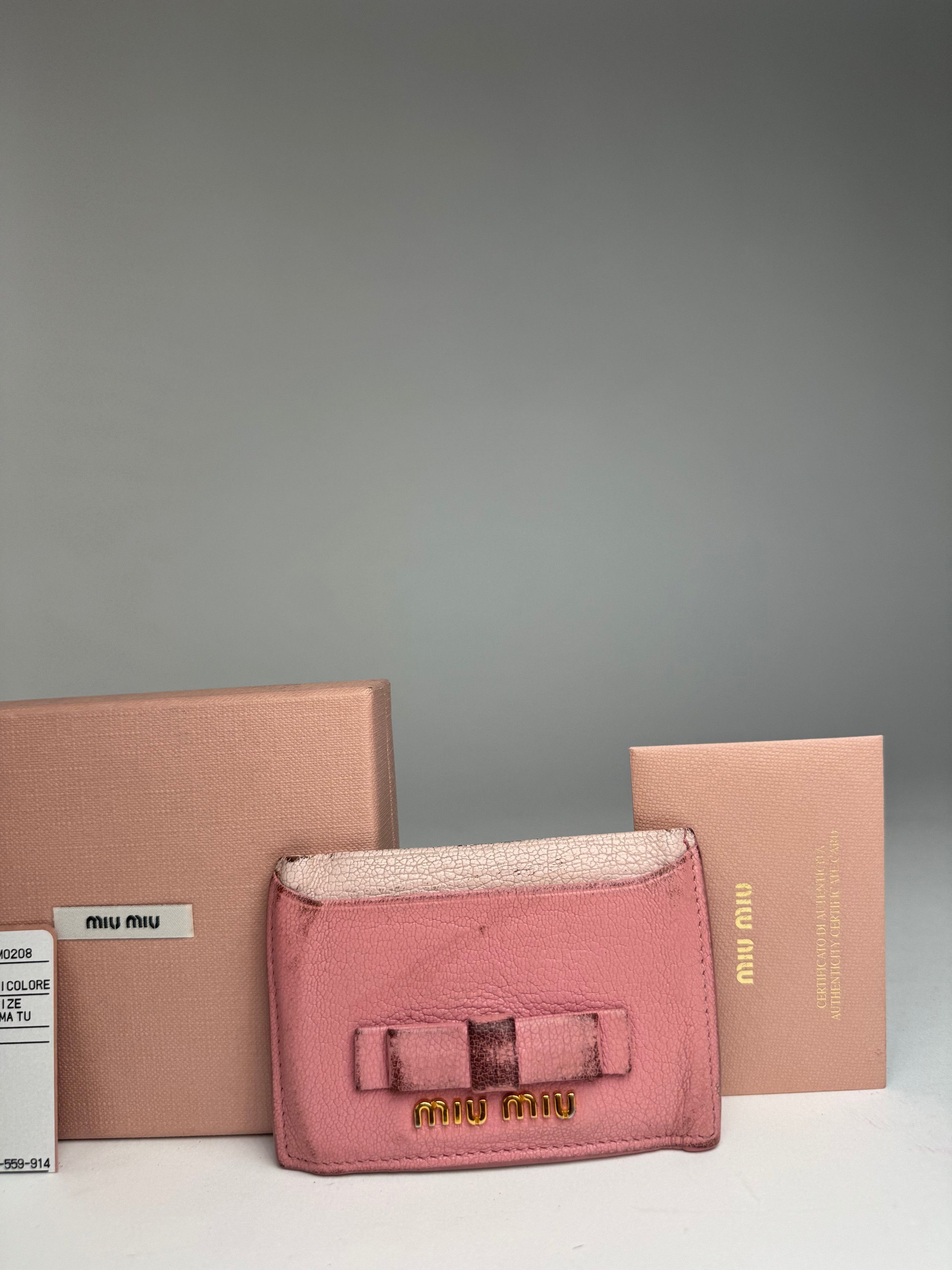 Miu Miu Vintage Leather Card Holder Pink Size ONE SIZE - 7 Thumbnail