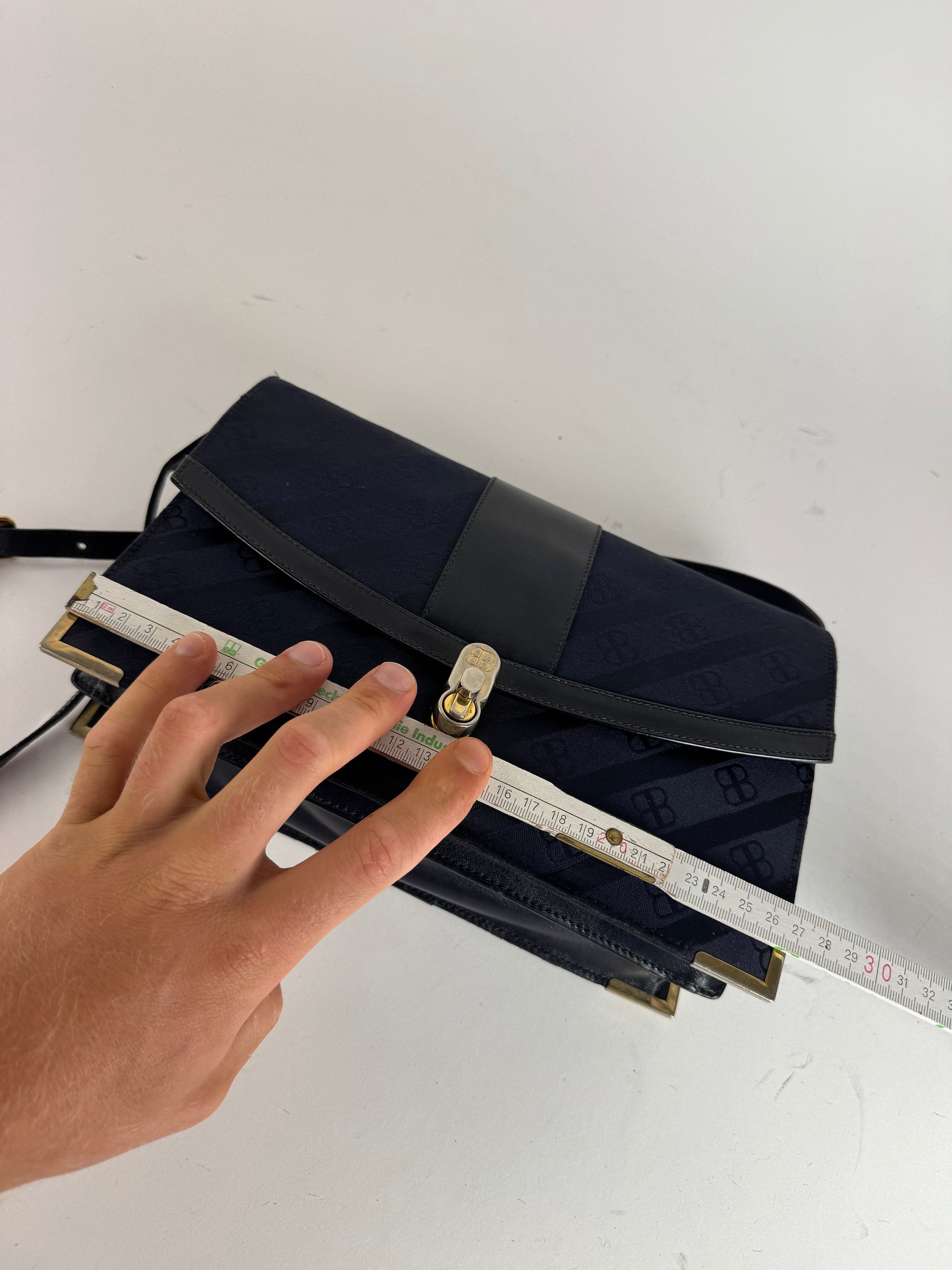 Balenciaga Vintage Monogram Leather bag navy Size ONE SIZE - 13 Thumbnail