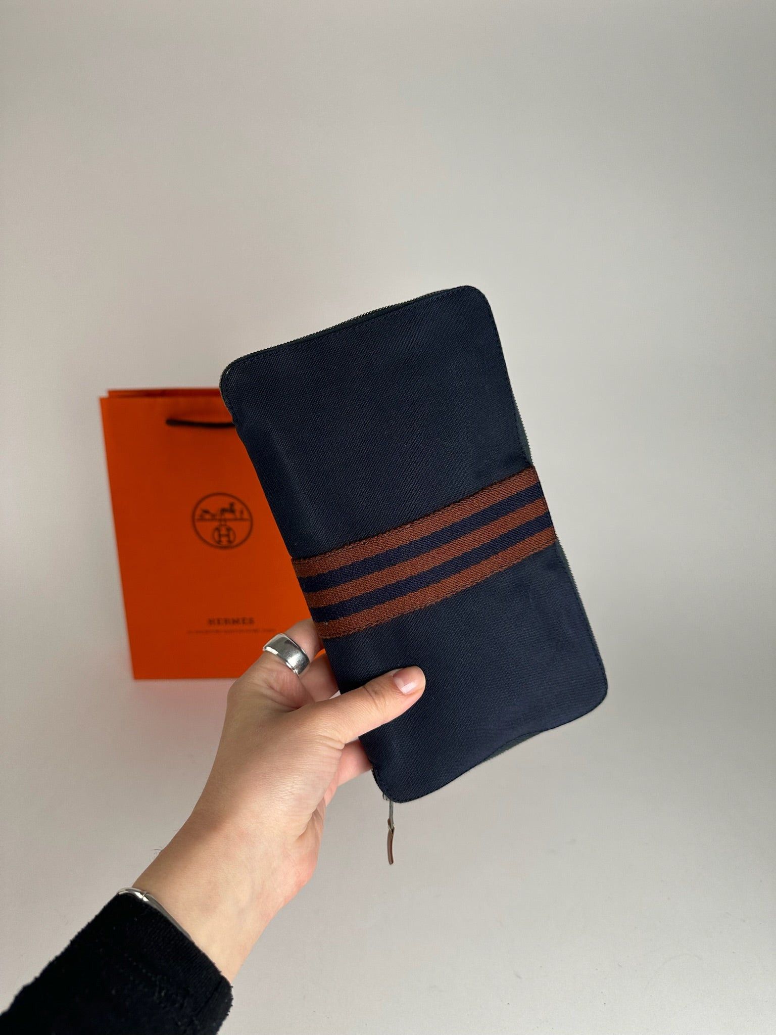 Other Vintage Hermes Canvas Wallet Navy Size ONE SIZE - 9 Thumbnail