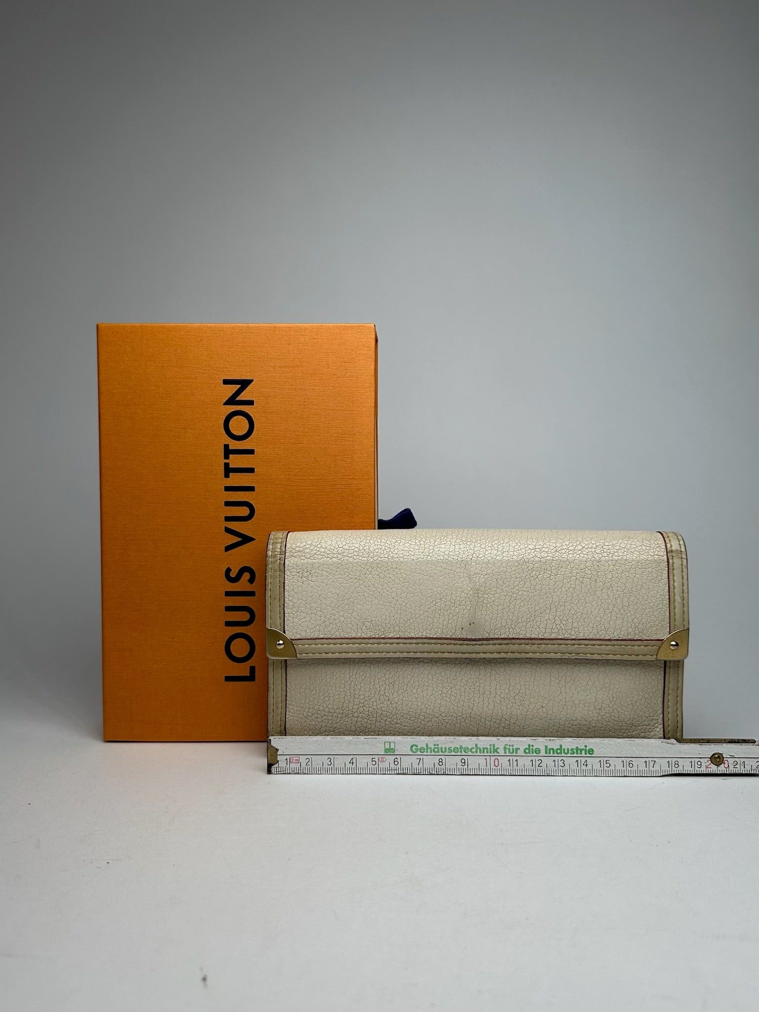 Louis Vuitton Vintage leather wallet white Size ONE SIZE - 12 Thumbnail
