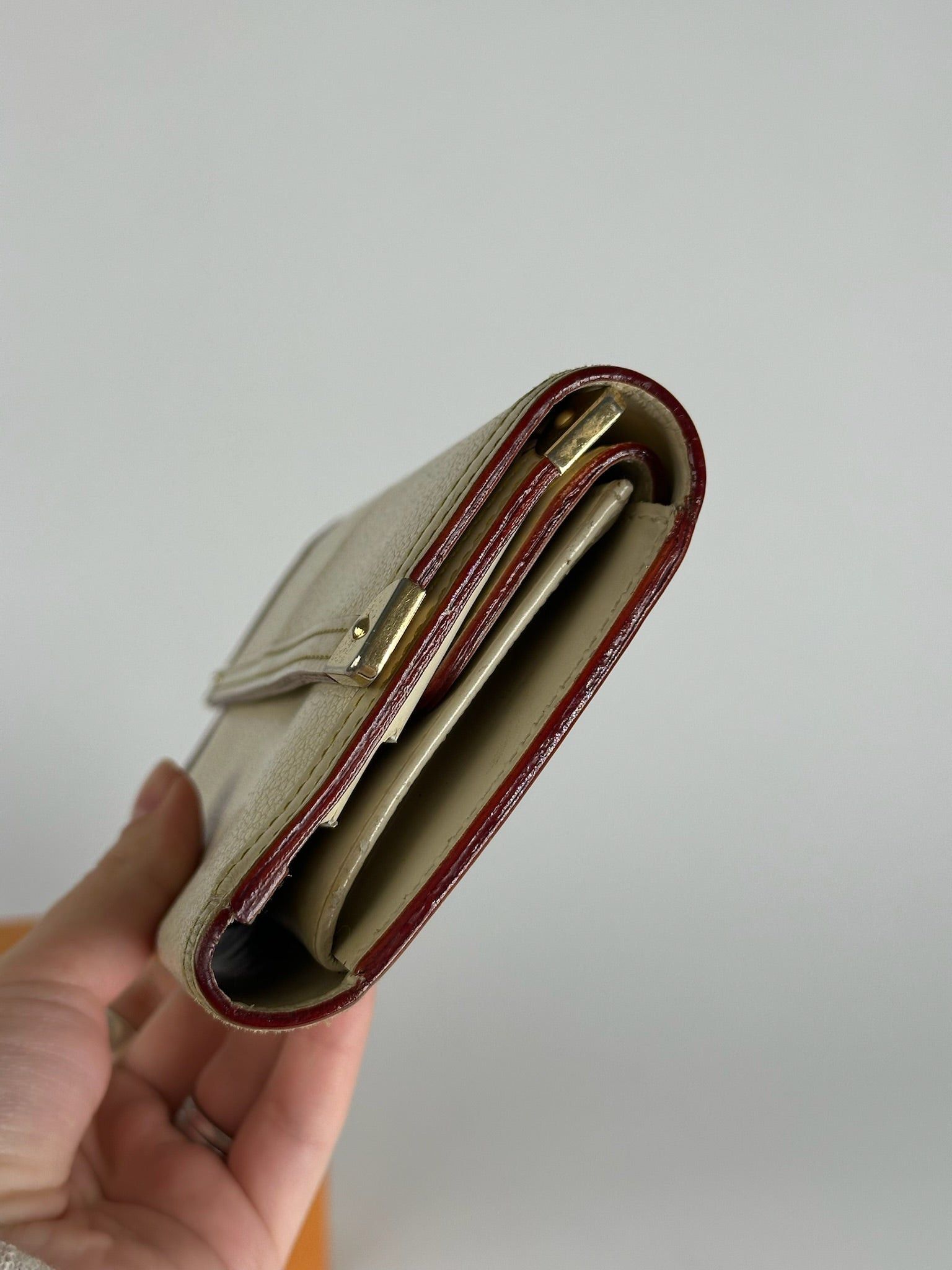 Louis Vuitton Vintage leather wallet white Size ONE SIZE - 8 Thumbnail