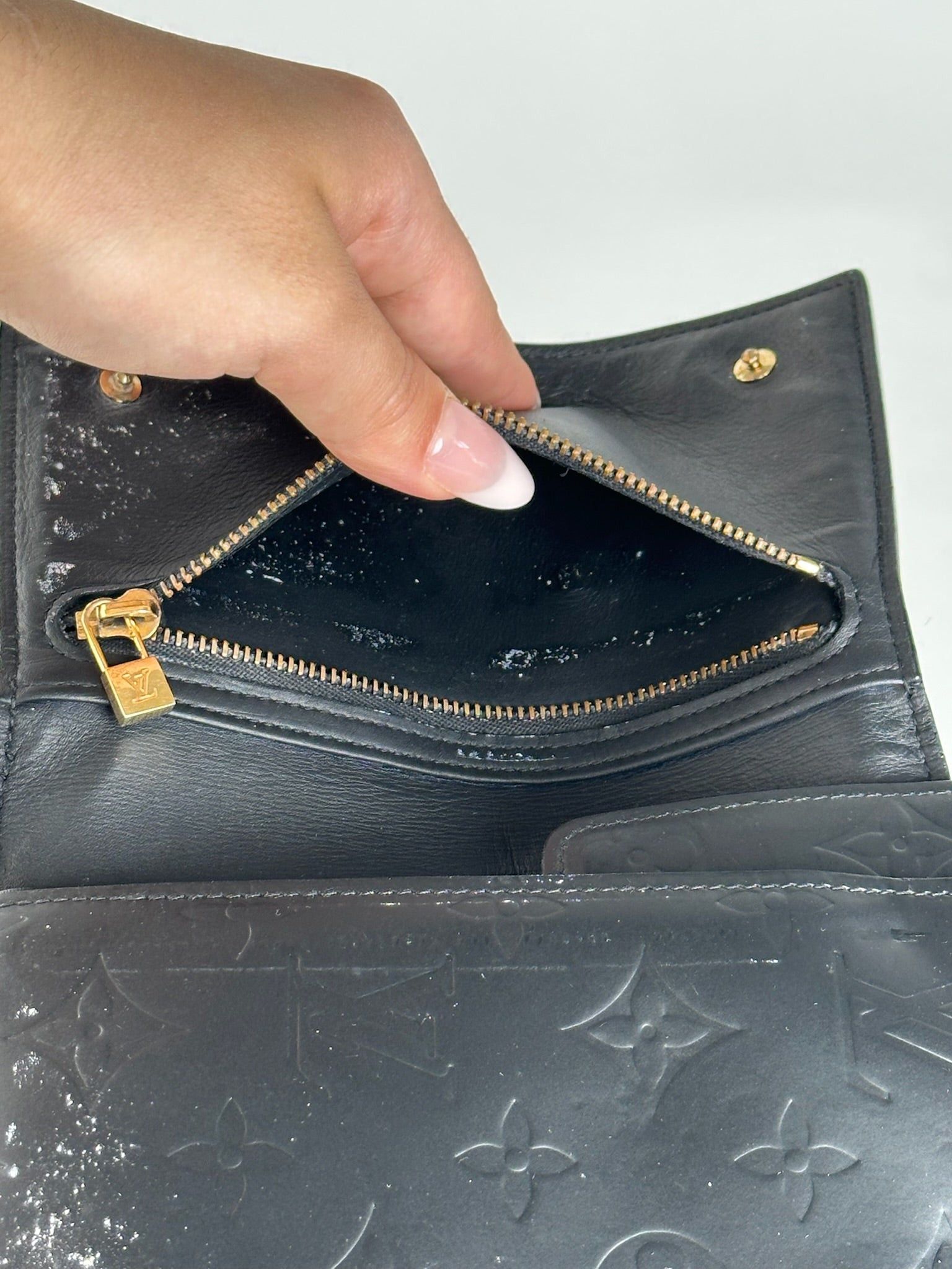 Louis Vuitton Vintage Vernis Leather Bag black Size ONE SIZE - 5 Thumbnail