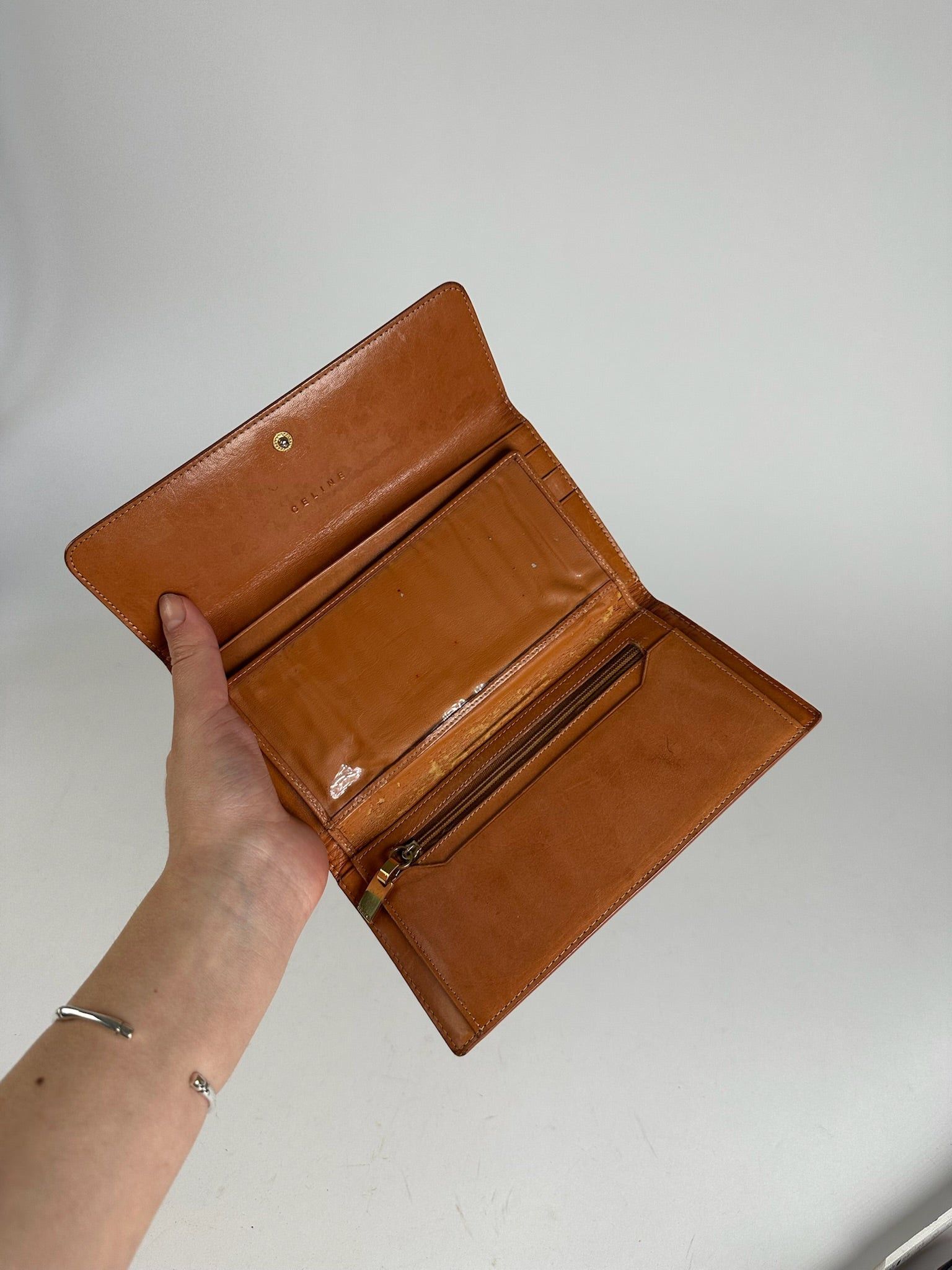 Celine Vintage Triomphe Leather Monogram Wallet Brown Size ONE SIZE - 11 Thumbnail
