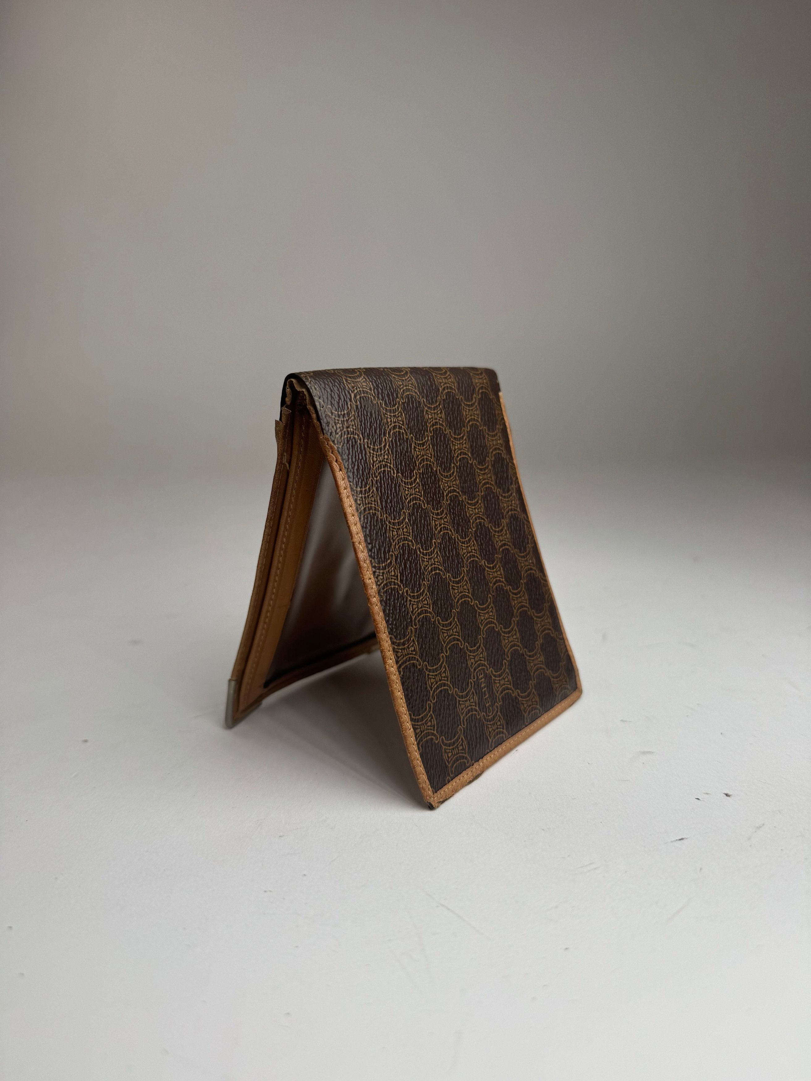 Celine Vintage Paris Triomphe Monogramm Leather wallet Brown Size ONE SIZE - 2 Thumbnail
