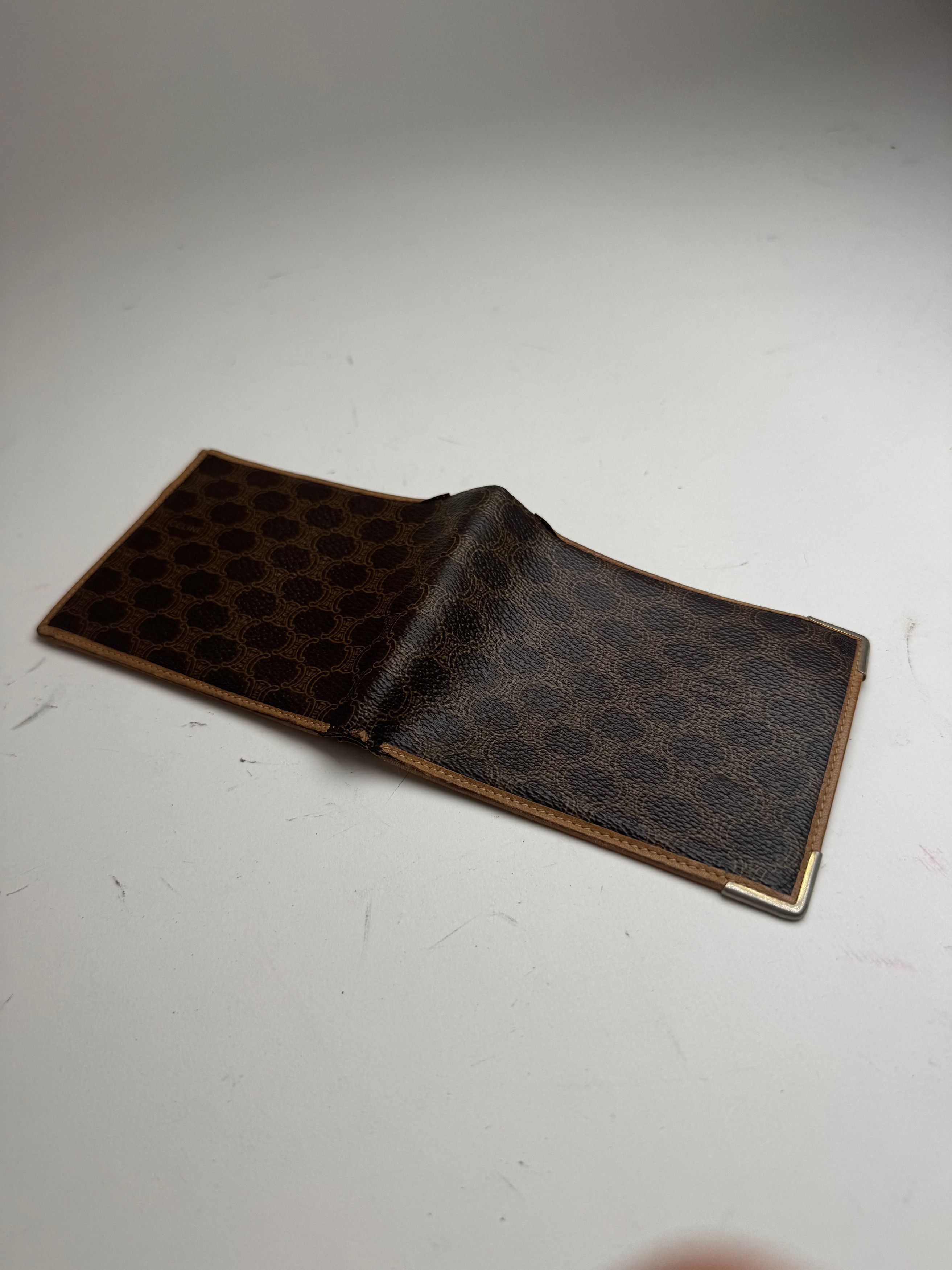 Celine Vintage Paris Triomphe Monogramm Leather wallet Brown Size ONE SIZE - 8 Thumbnail