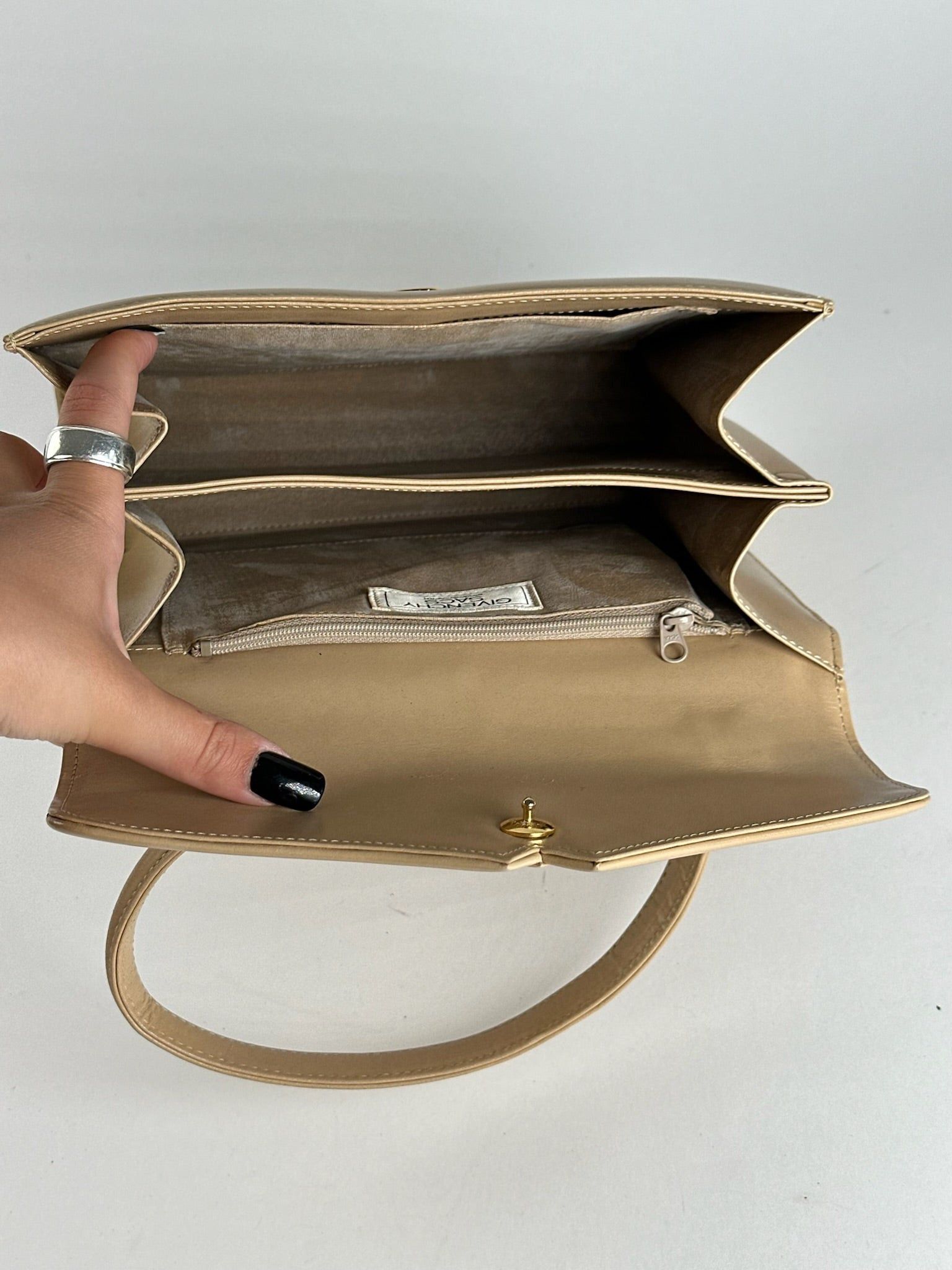 Givenchy Vintage Leather bag beige Size ONE SIZE - 5 Thumbnail