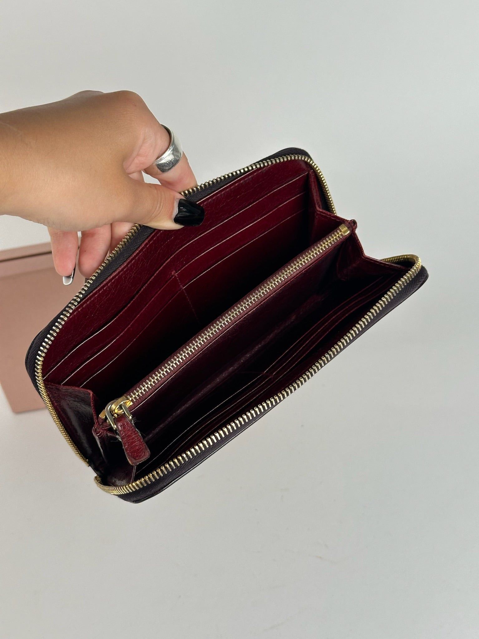 Miu Miu Vintage Leather wallet purple Size ONE SIZE - 5 Thumbnail