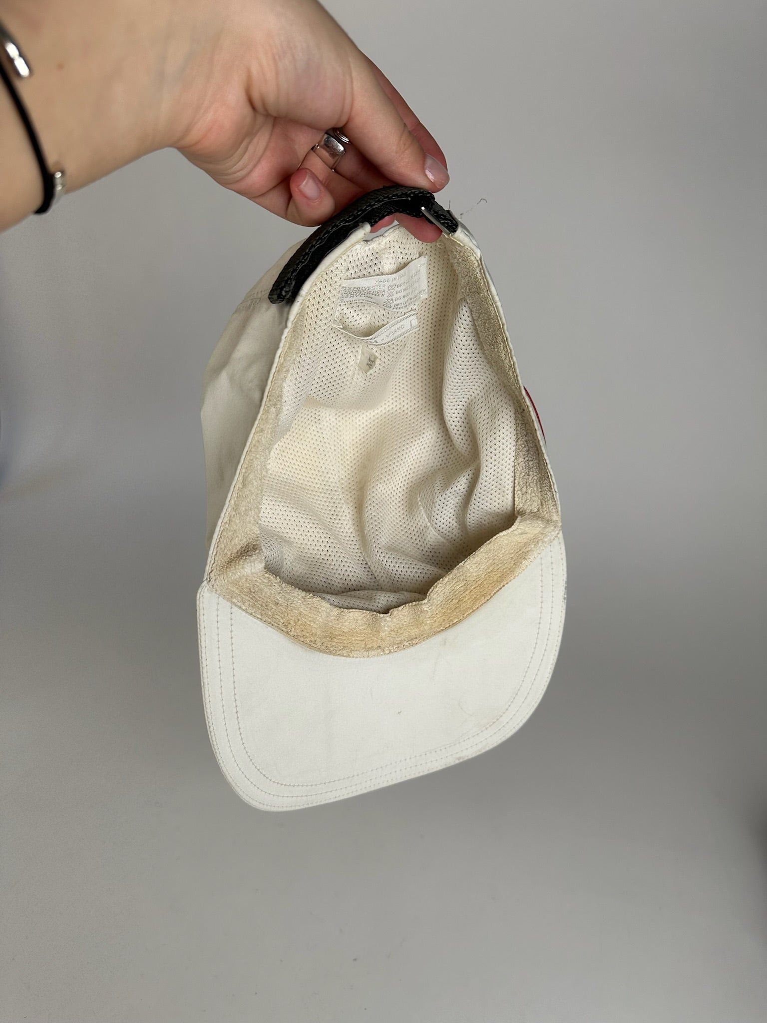 Prada Vintage Sport SnapBack White Size ONE SIZE - 5 Thumbnail