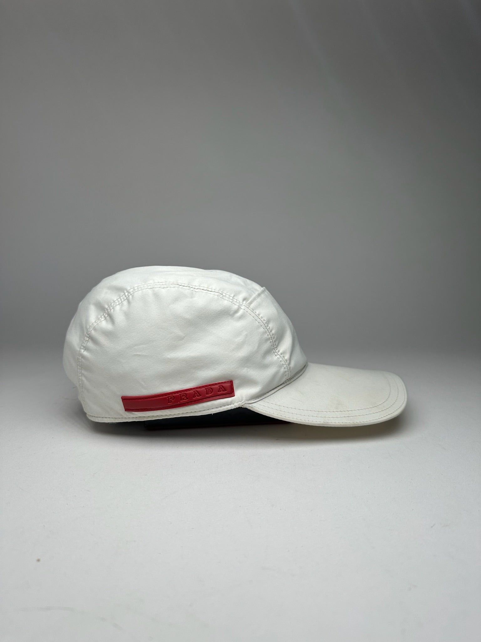Prada Vintage Sport SnapBack White Size ONE SIZE - 14 Thumbnail