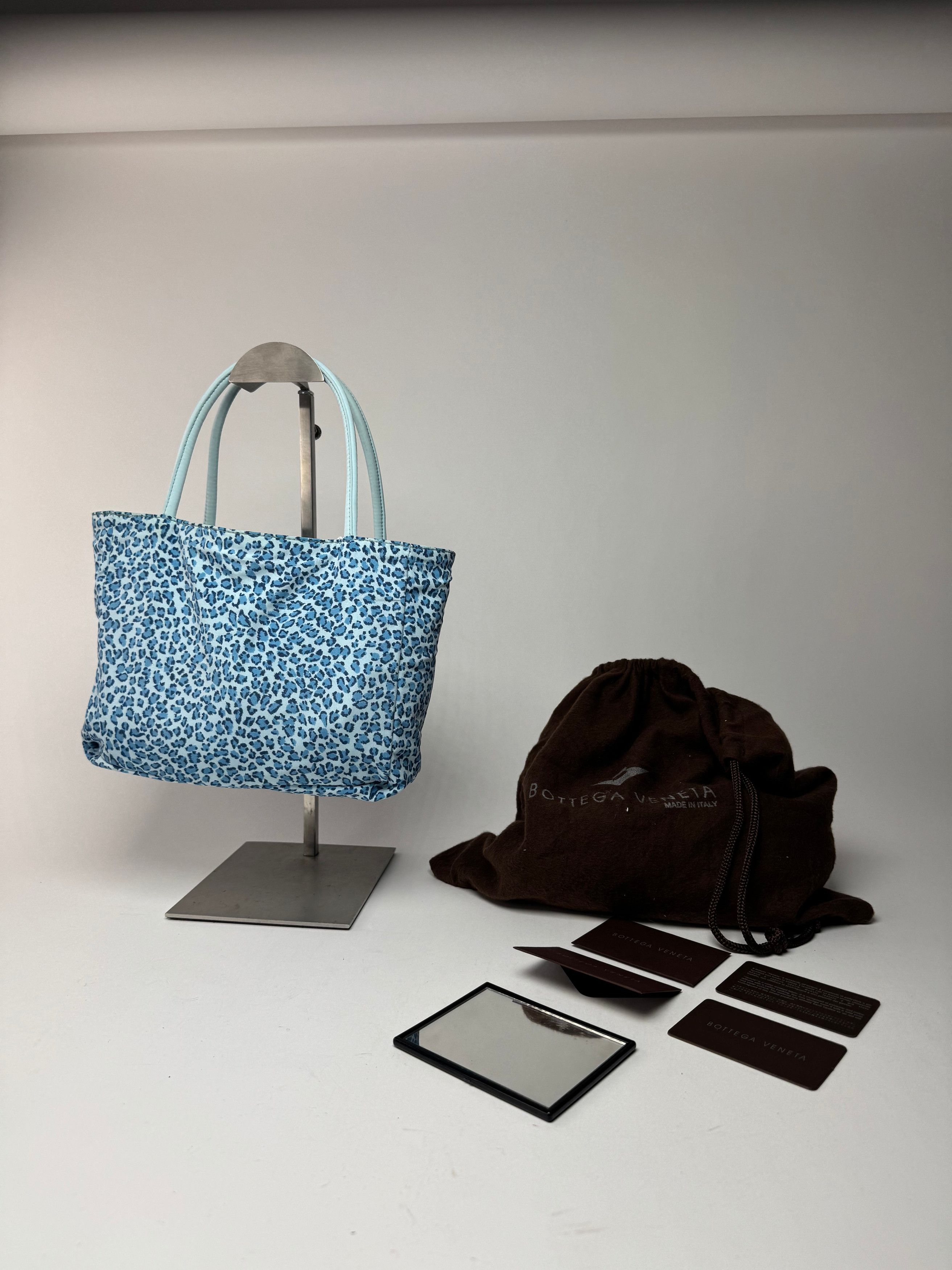 Bottega Veneta Vintage Reversible nylon Shopper bag turquoise blue leopard Size ONE SIZE - 13 Thumbnail