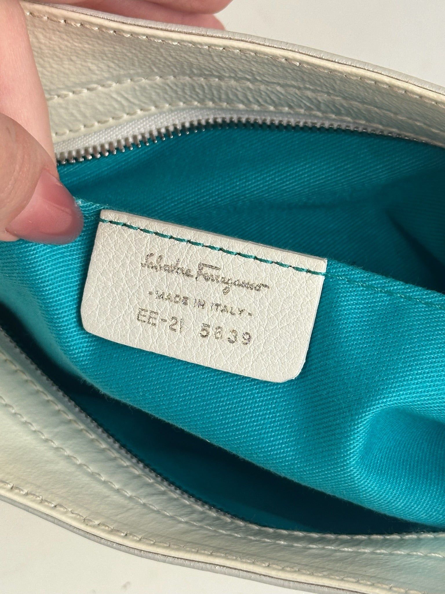 Salvatore Ferragamo Vintage Patent Leather bag white Size ONE SIZE - 6 Thumbnail