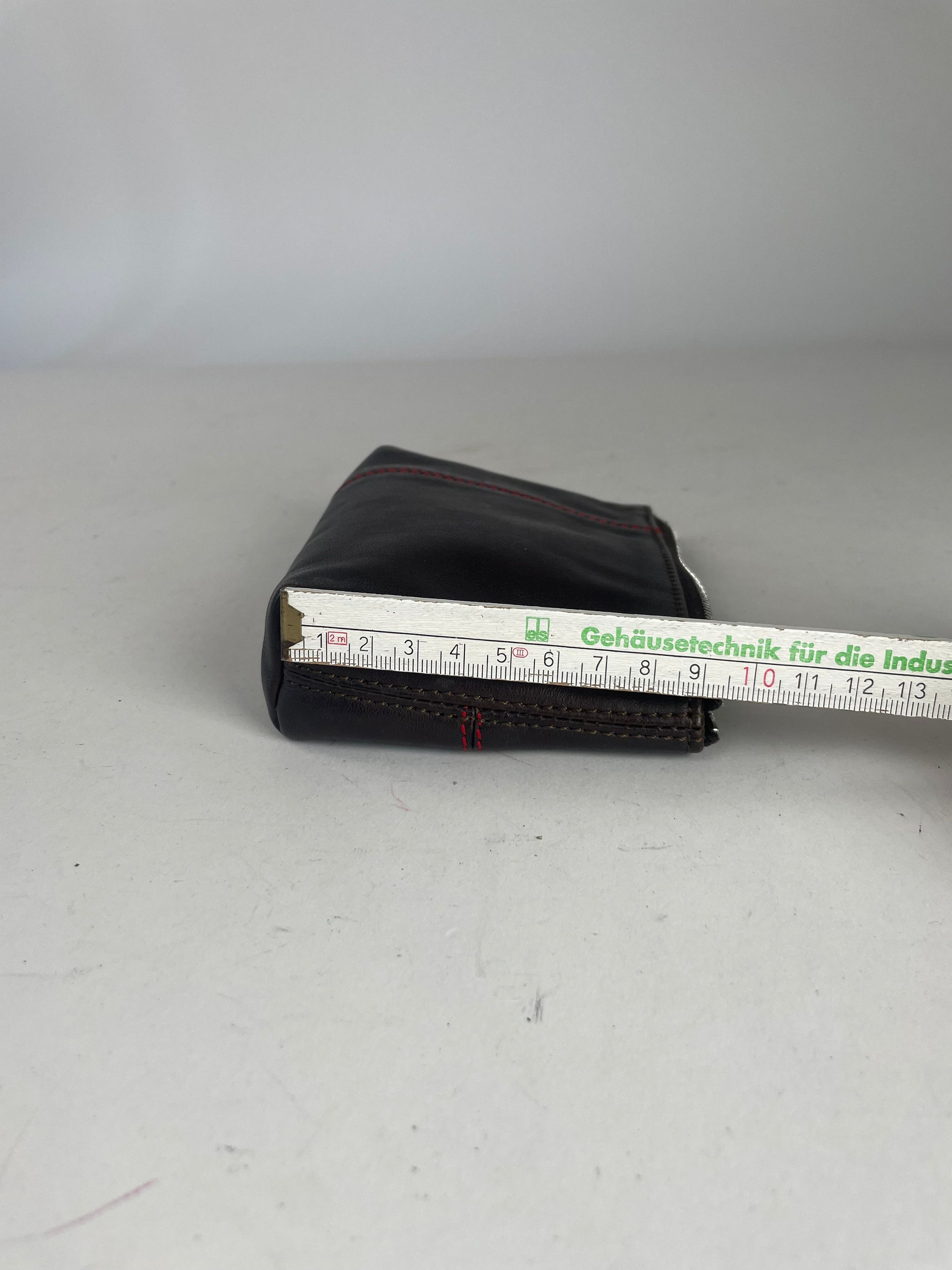 Celine Vintage Paris Leather Clutch Black Red Size ONE SIZE - 12 Thumbnail