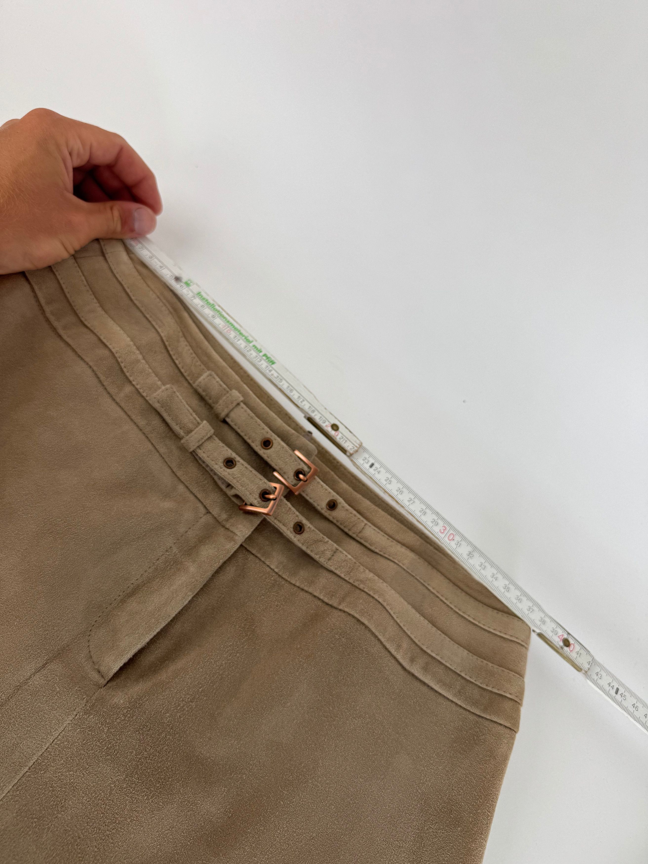 Celine Vintage Paris Suede Skirt 40 brown Size 28" / US 6 / IT 42 - 9 Thumbnail