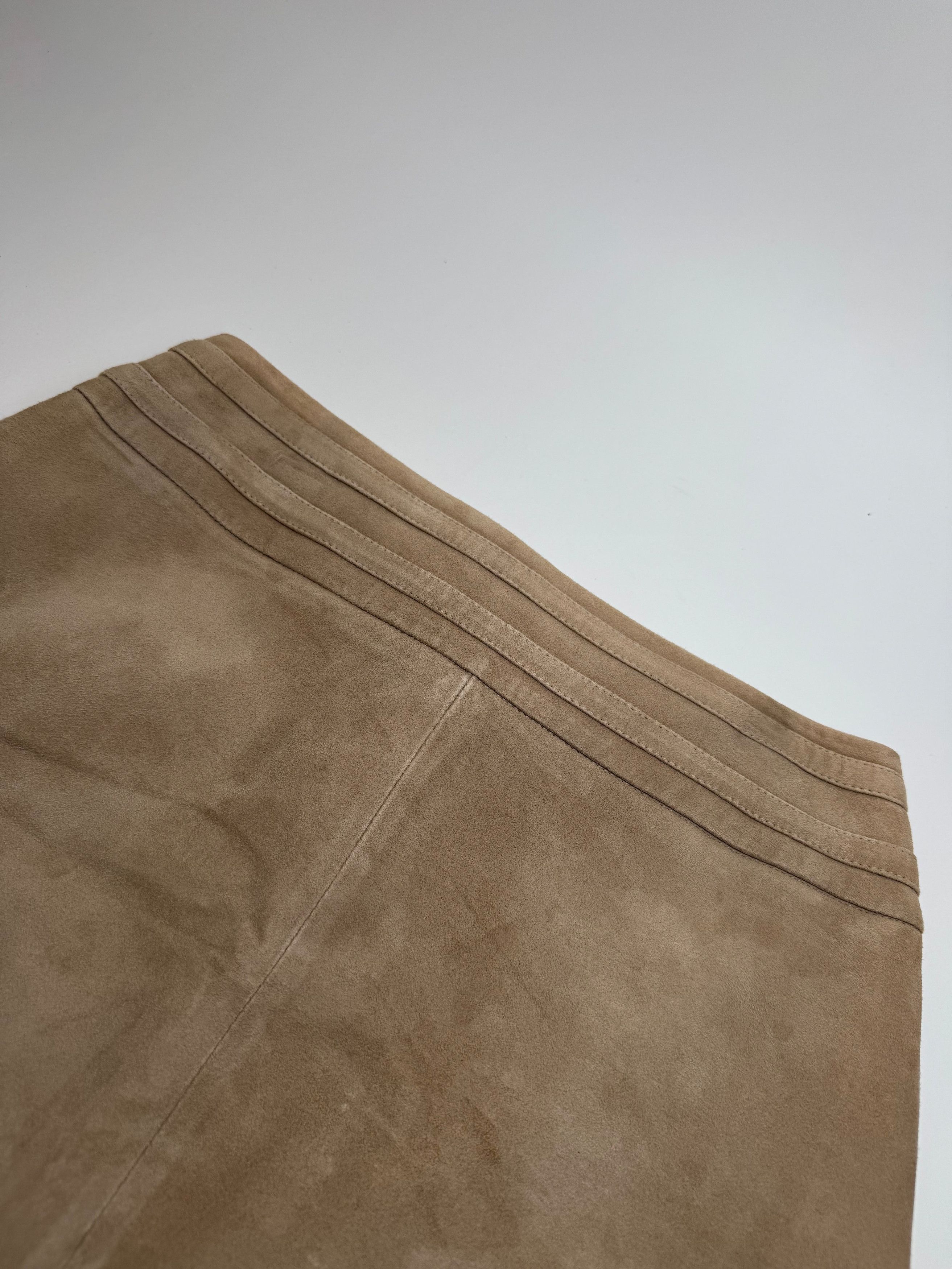 Celine Vintage Paris Suede Skirt 40 brown Size 28" / US 6 / IT 42 - 12 Thumbnail