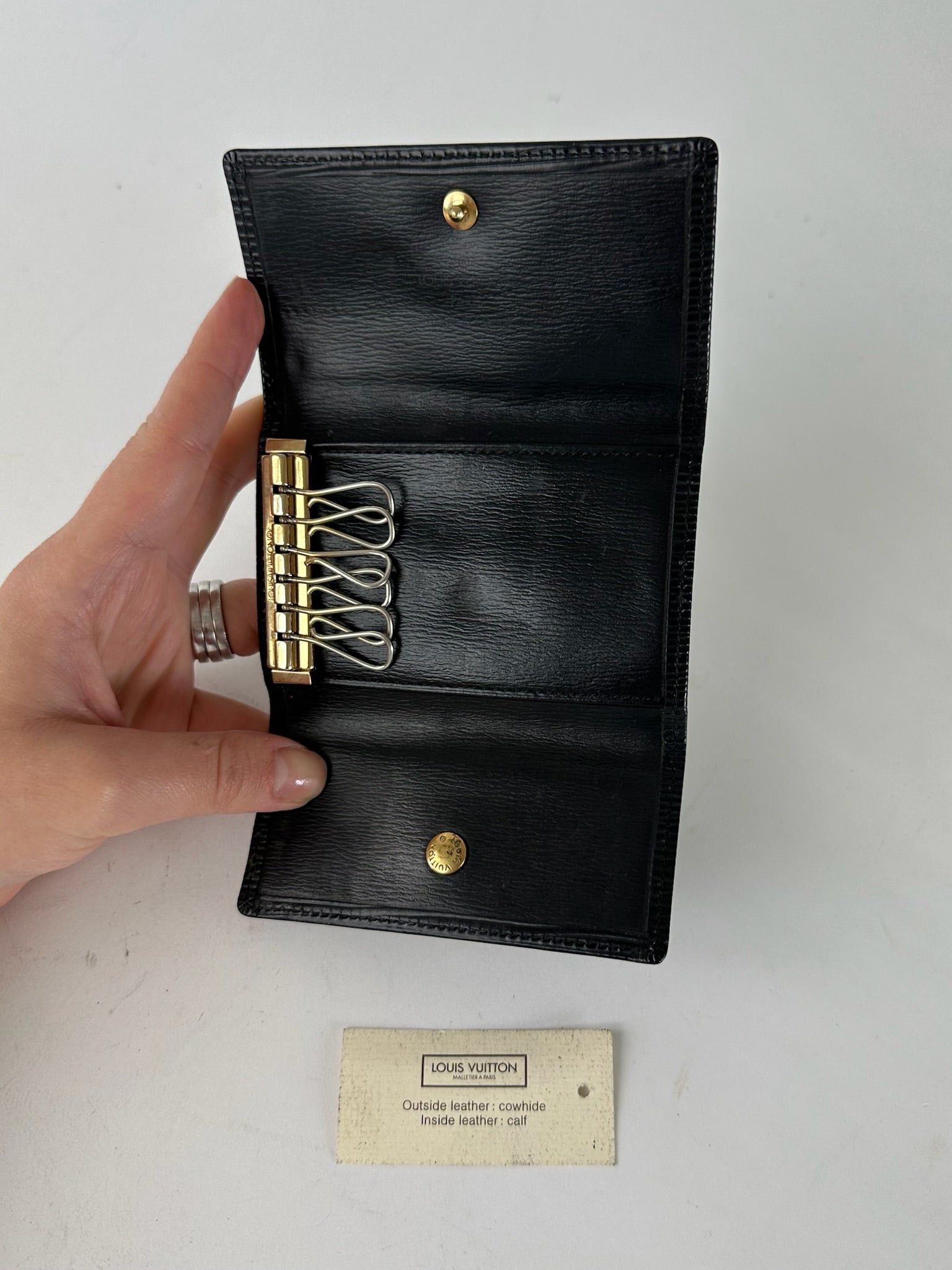 Louis Vuitton Vintage EPI Leather Key Holder Black Size ONE SIZE - 3 Thumbnail