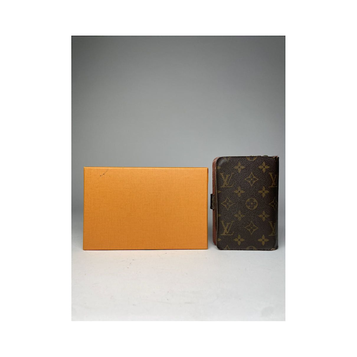Louis Vuitton Juliette Brown Leather Wallet Size ONE SIZE - 2 Thumbnail