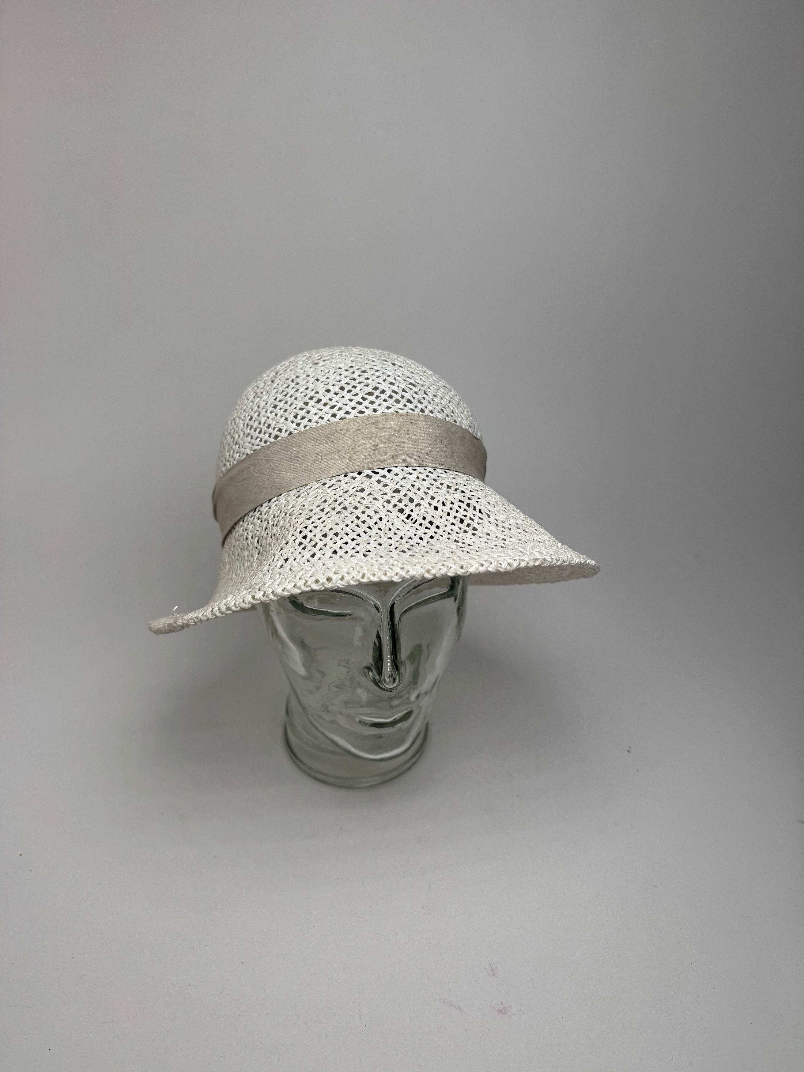 Balenciaga Vintage Hat white Size ONE SIZE - 9 Thumbnail