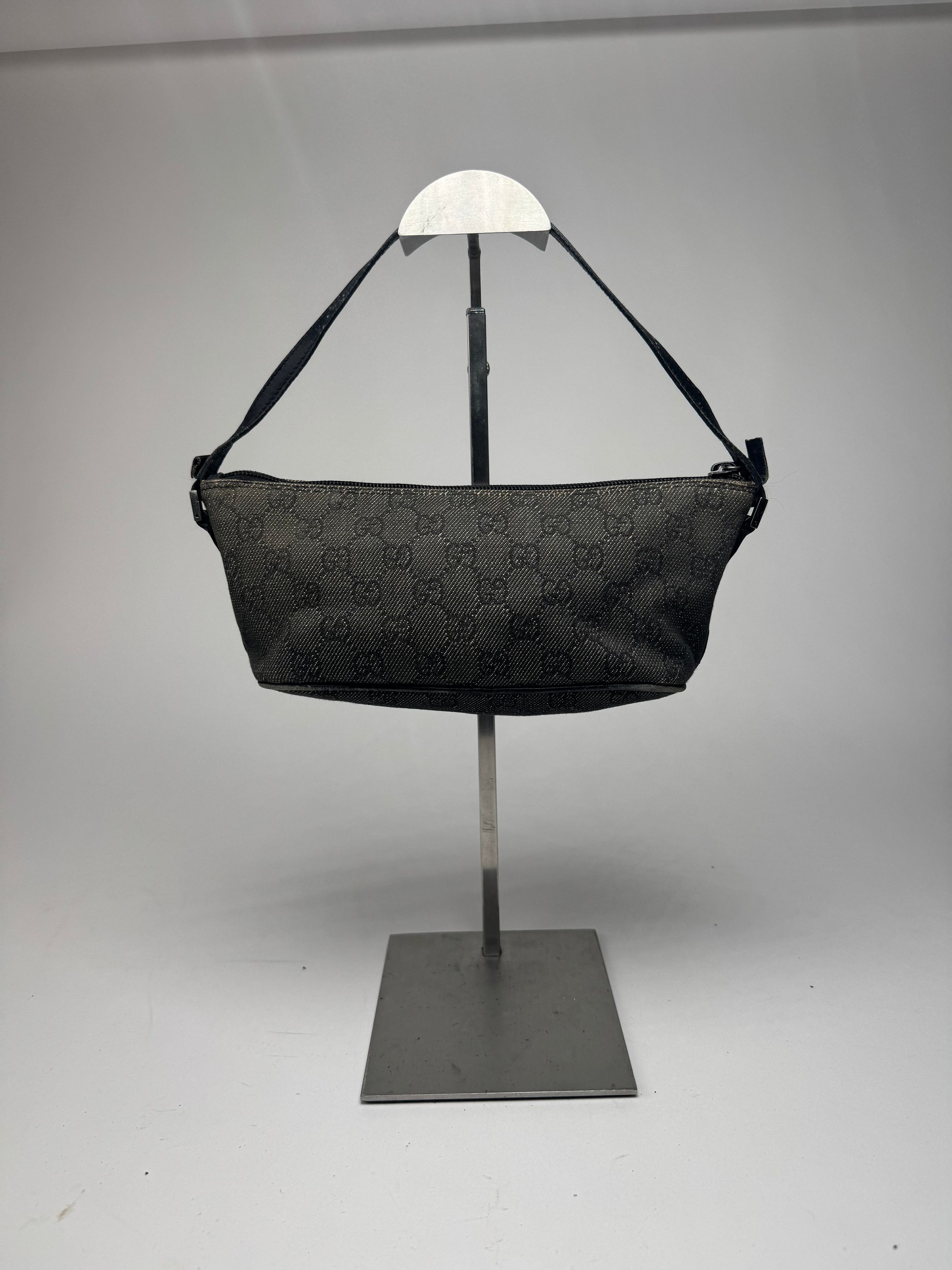 Gucci Vintage Monogram Canvas Baguette bag black Size ONE SIZE - 4 Thumbnail