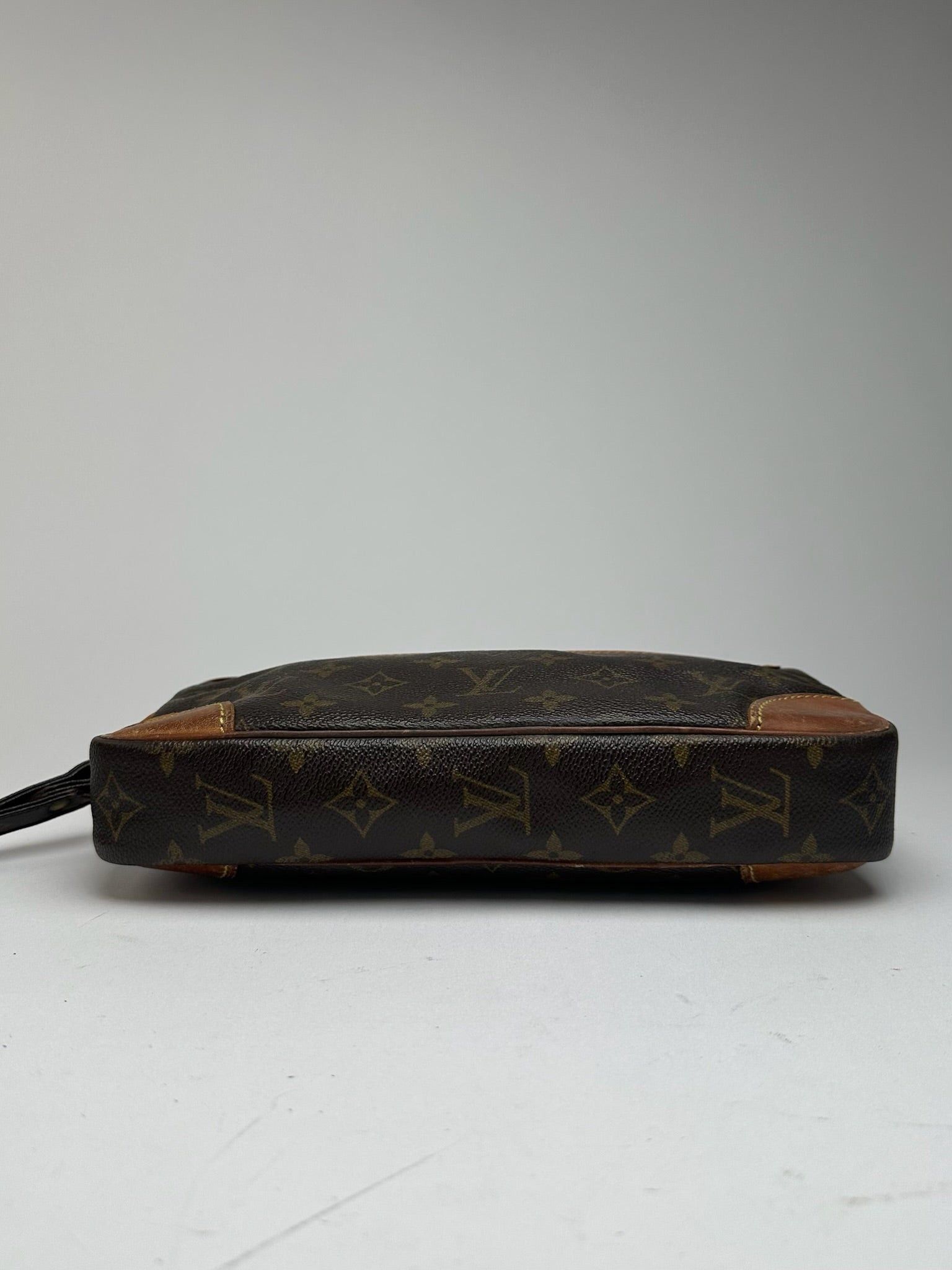 Louis Vuitton Vintage Leather Monogram Clutch Brown Size ONE SIZE - 10 Thumbnail
