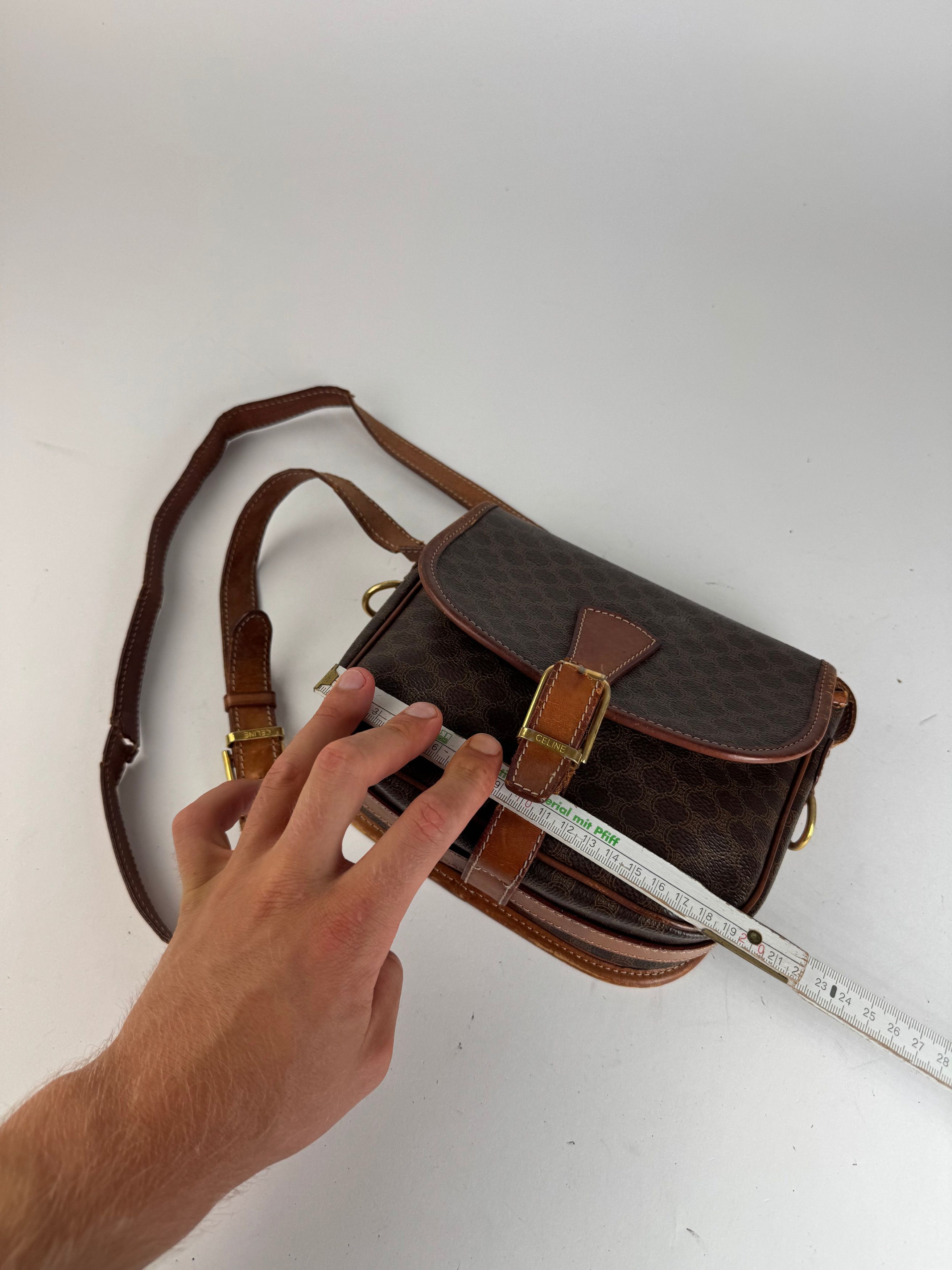 Celine Vintage Monogram Leather crossbody bag brown Size ONE SIZE - 12 Thumbnail