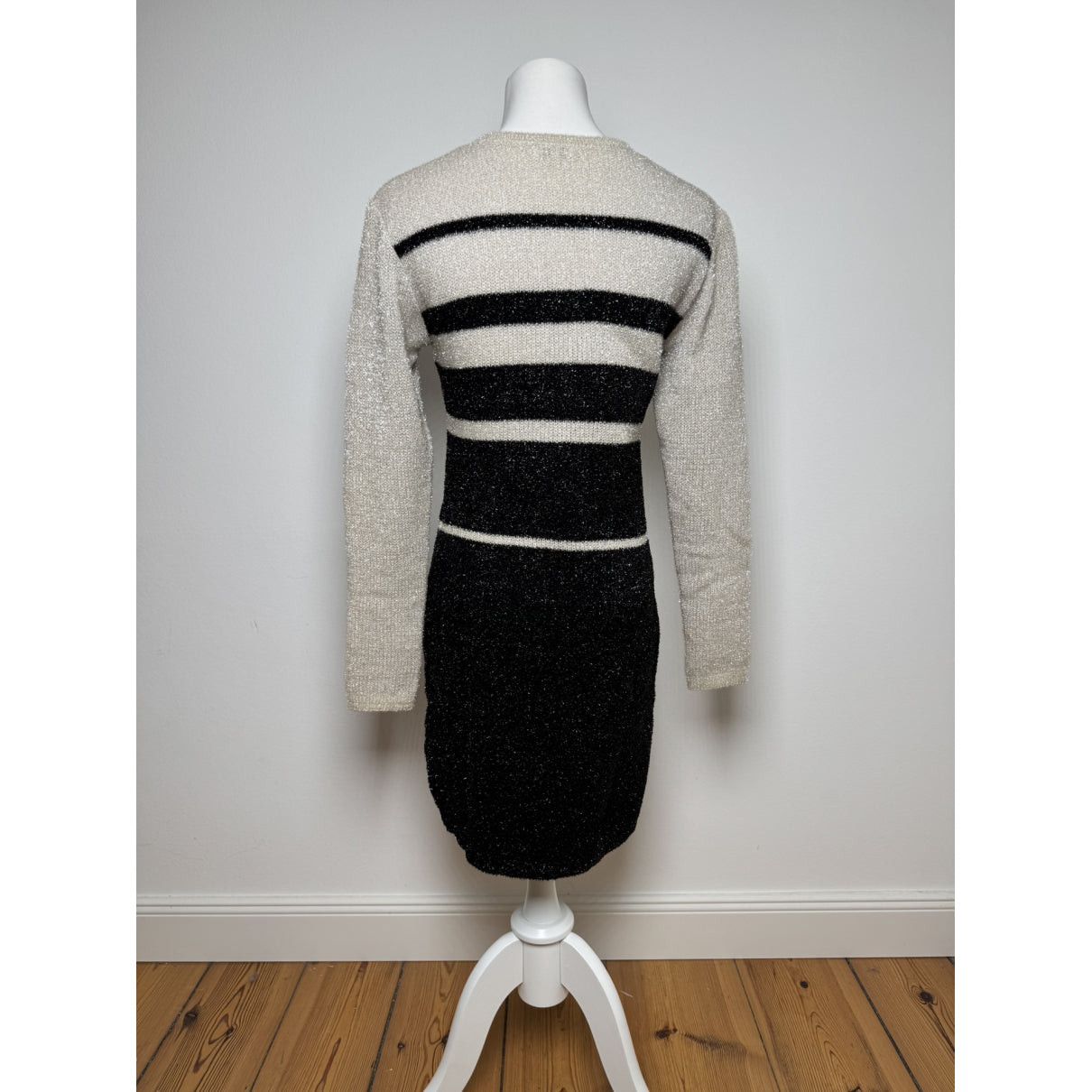 Balenciaga Black Polyester Dresse Size M / US 6-8 / IT 42-44 - 3 Thumbnail