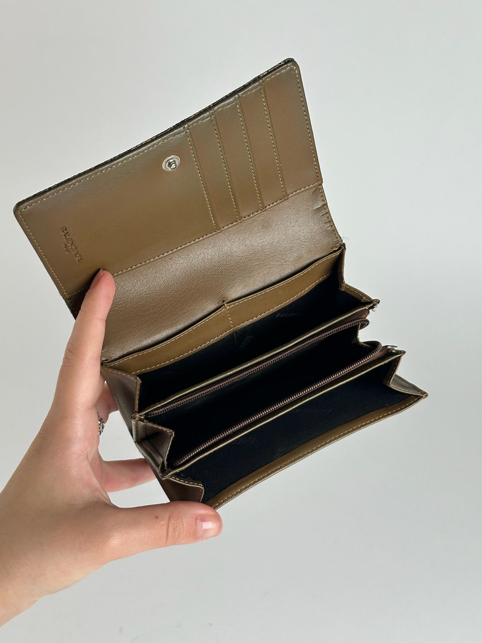 Balenciaga Vintage Leather Monogram Wallet Brown Size ONE SIZE - 11 Thumbnail