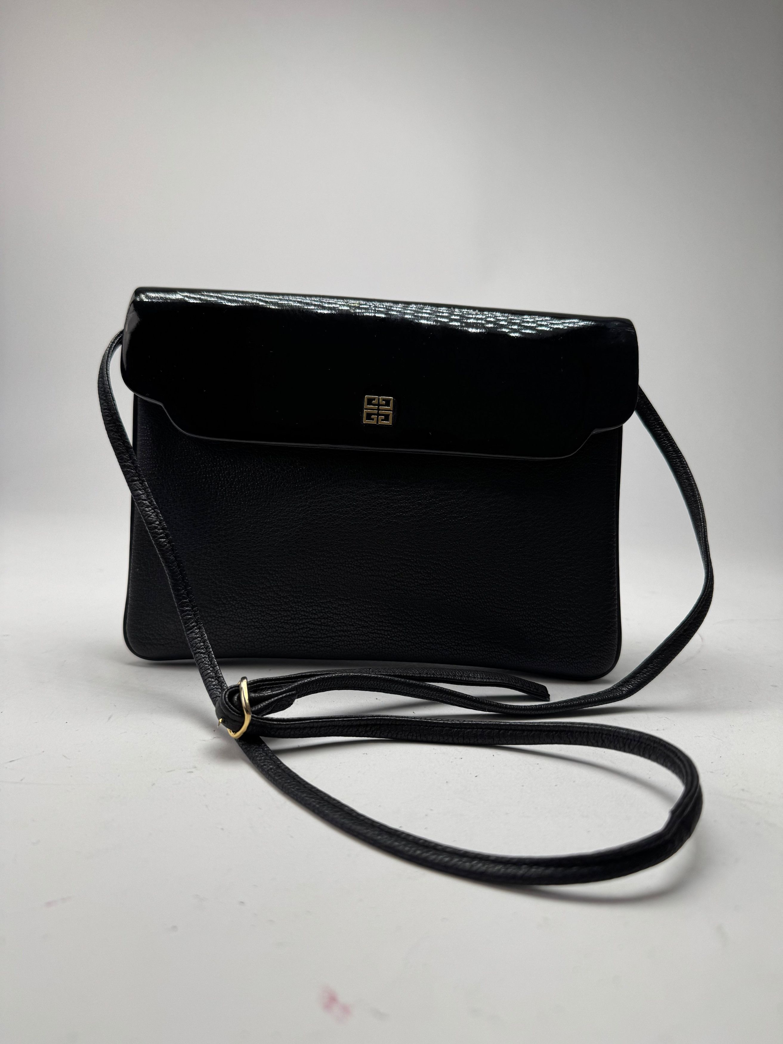 Givenchy Vintage 4G Patent Leather Bag Black Size ONE SIZE - 6 Thumbnail