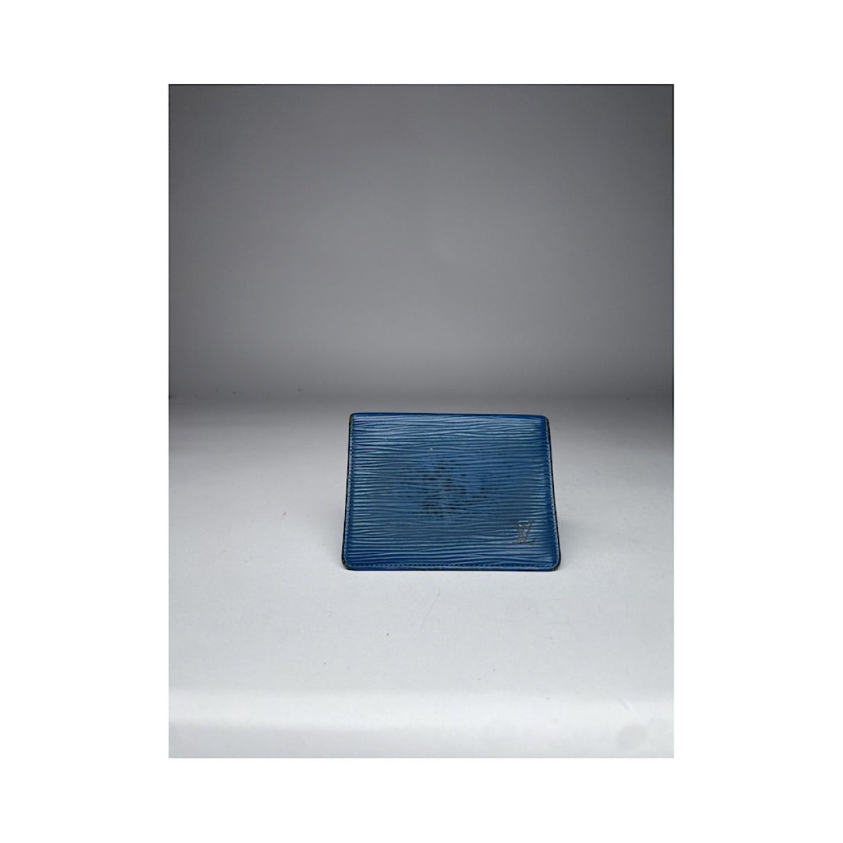 Louis Vuitton Blue Leather Purse Size ONE SIZE - 3 Thumbnail