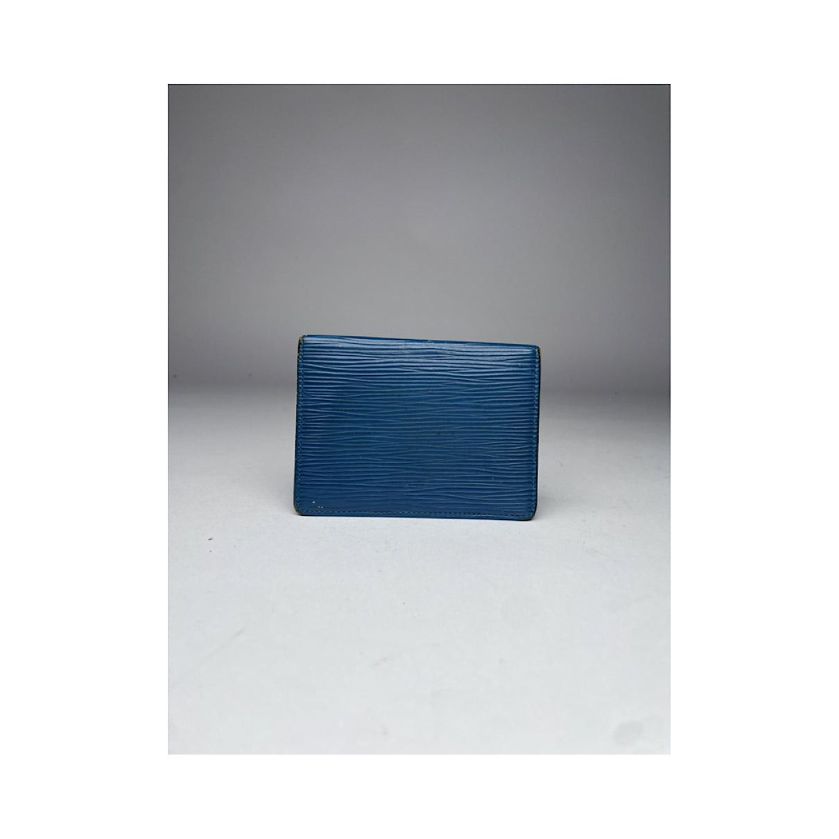 Louis Vuitton Blue Leather Purse Size ONE SIZE - 4 Thumbnail
