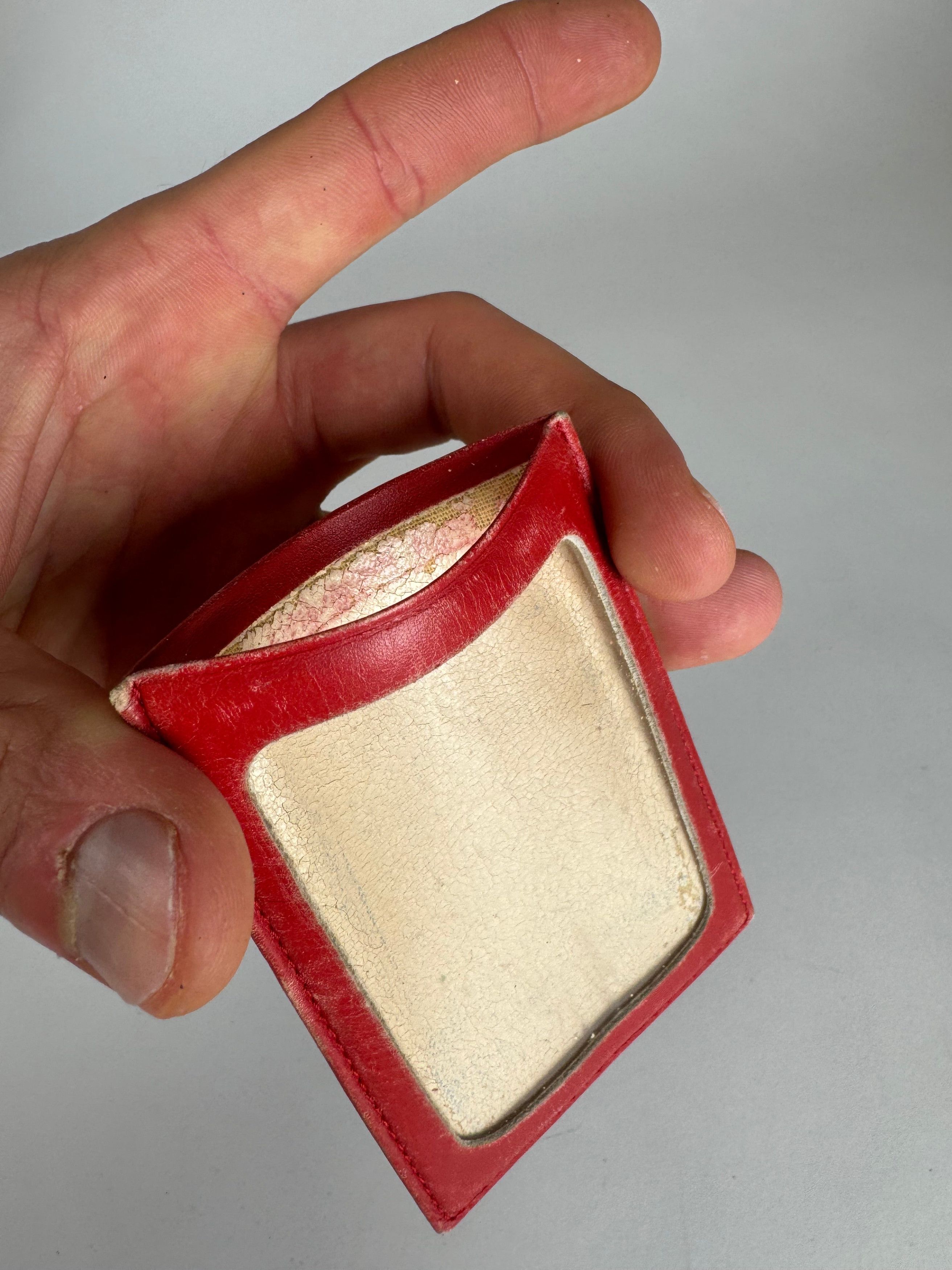 Courreges Vintage Paris Leather Card Holder Red Size ONE SIZE - 3 Thumbnail