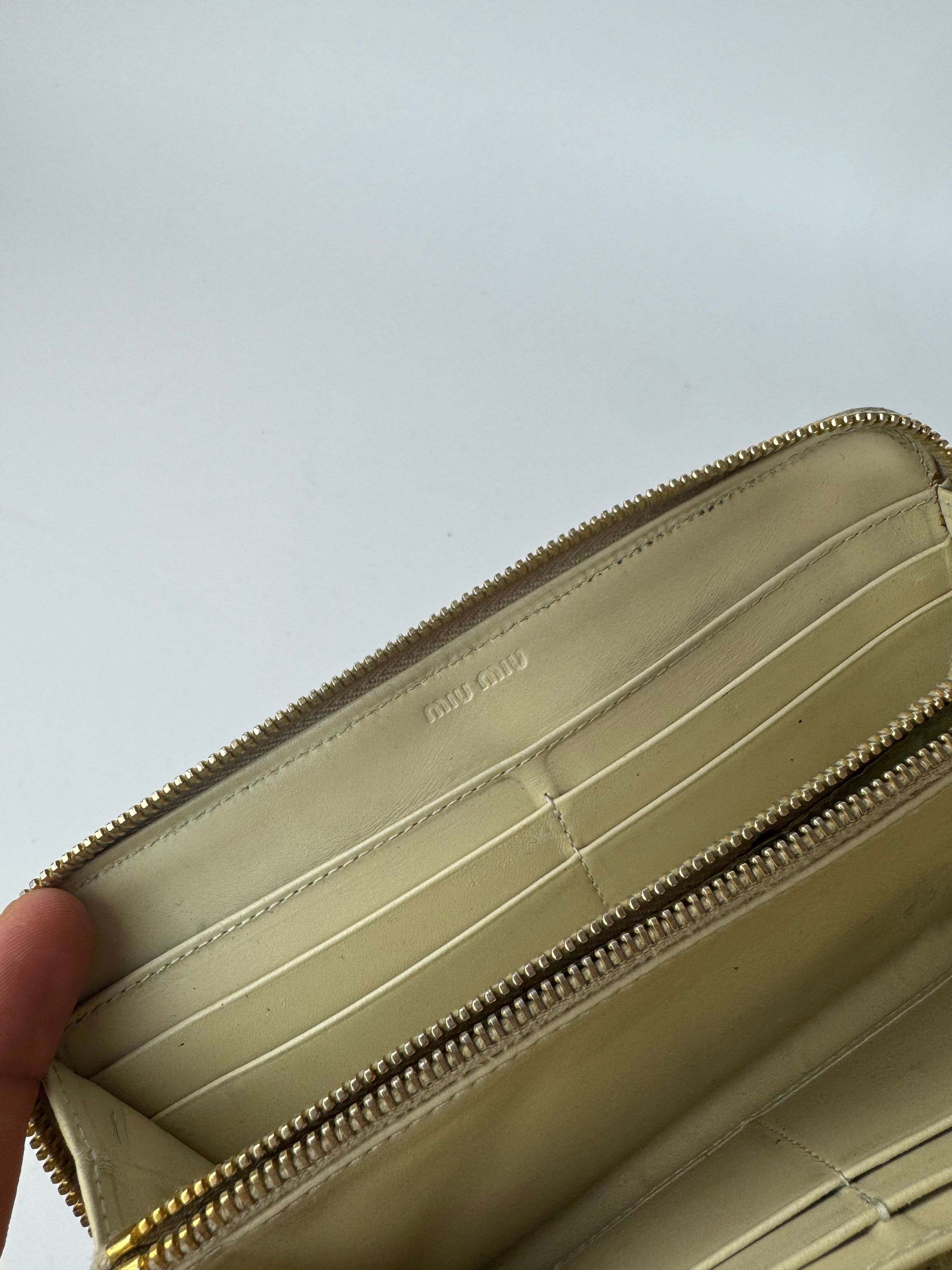Miu Miu Vintage Leather wallet white Size ONE SIZE - 6 Thumbnail