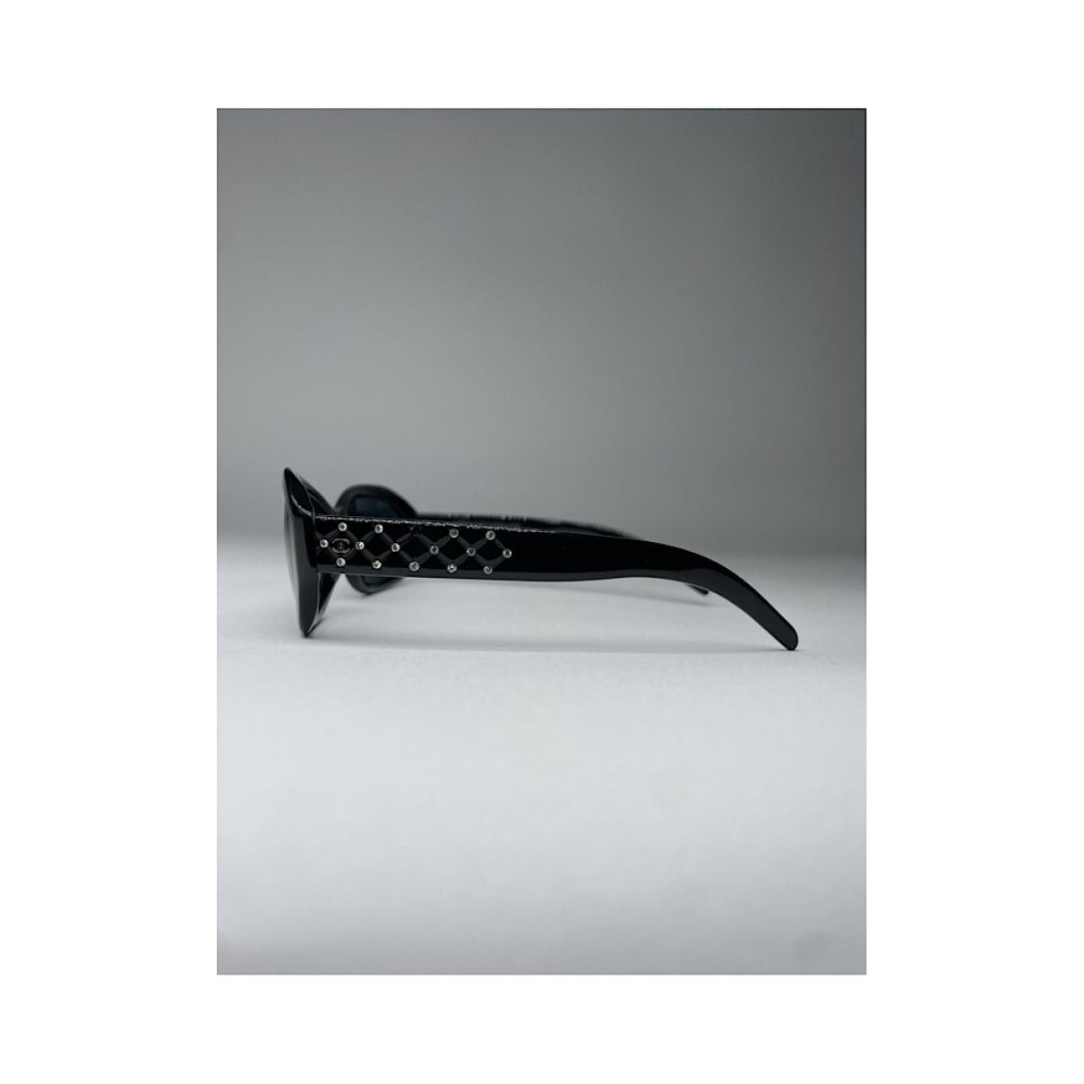 Chanel Black Plastic Sunglasses Size ONE SIZE - 3 Thumbnail