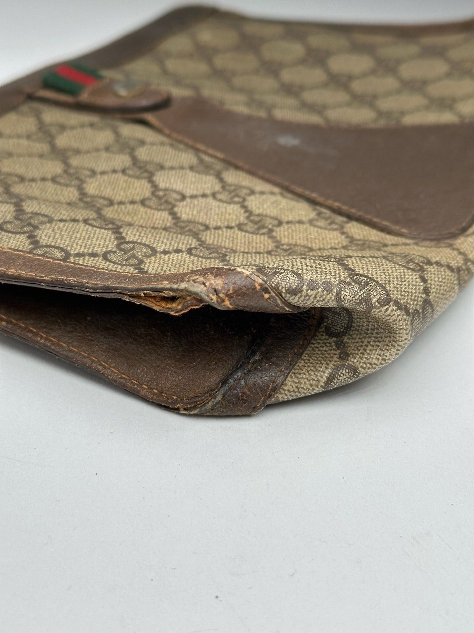 Gucci Vintage Ophidia Monogram Leather Clutch Size ONE SIZE - 7 Thumbnail