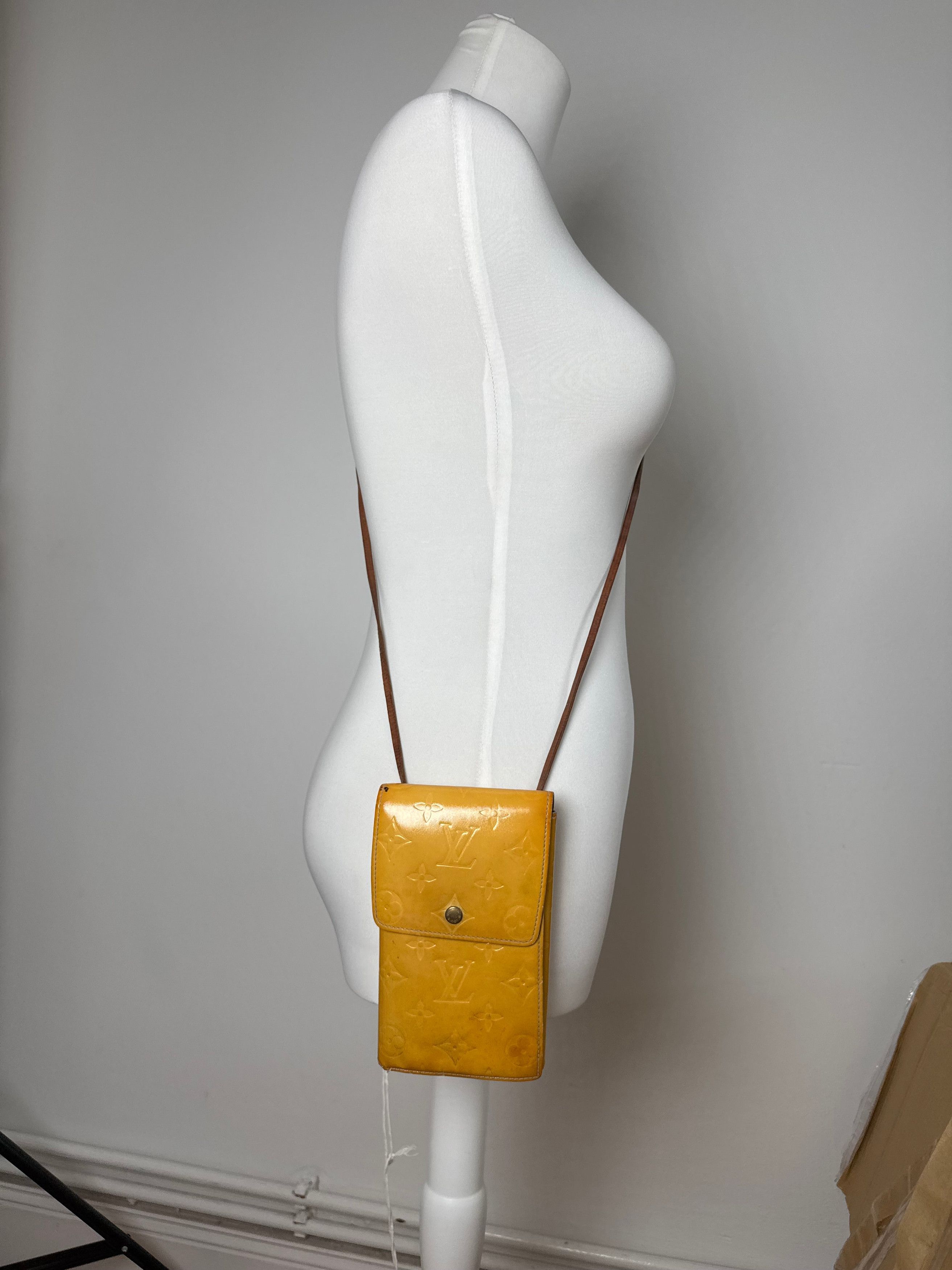 Louis Vuitton Vintage Vernis Leather bag yellow Size ONE SIZE - 13 Thumbnail