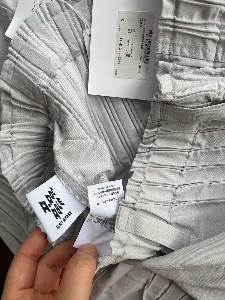 Issey Miyake Issey Miyake A-POC FF215 - dmc Size US 28 / EU 44 - 6 Thumbnail