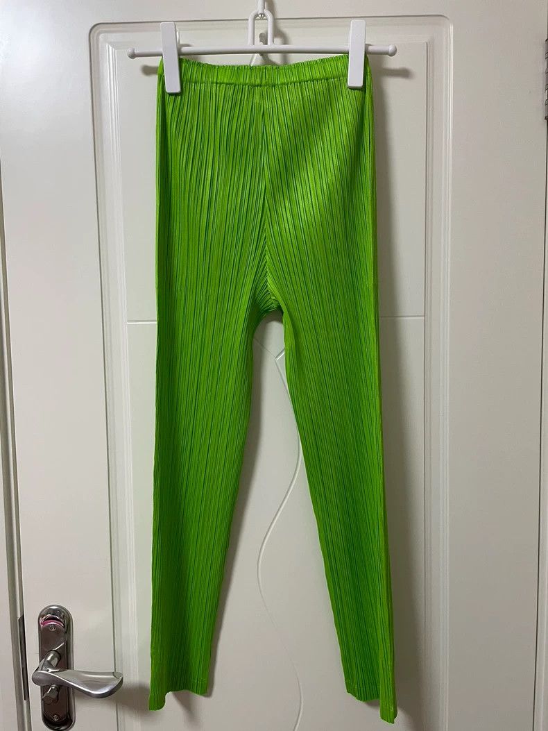 Issey Miyake Issey Miyake Pleated Green Leggings - dmc Size US 30 / EU 46 - 2 Thumbnail
