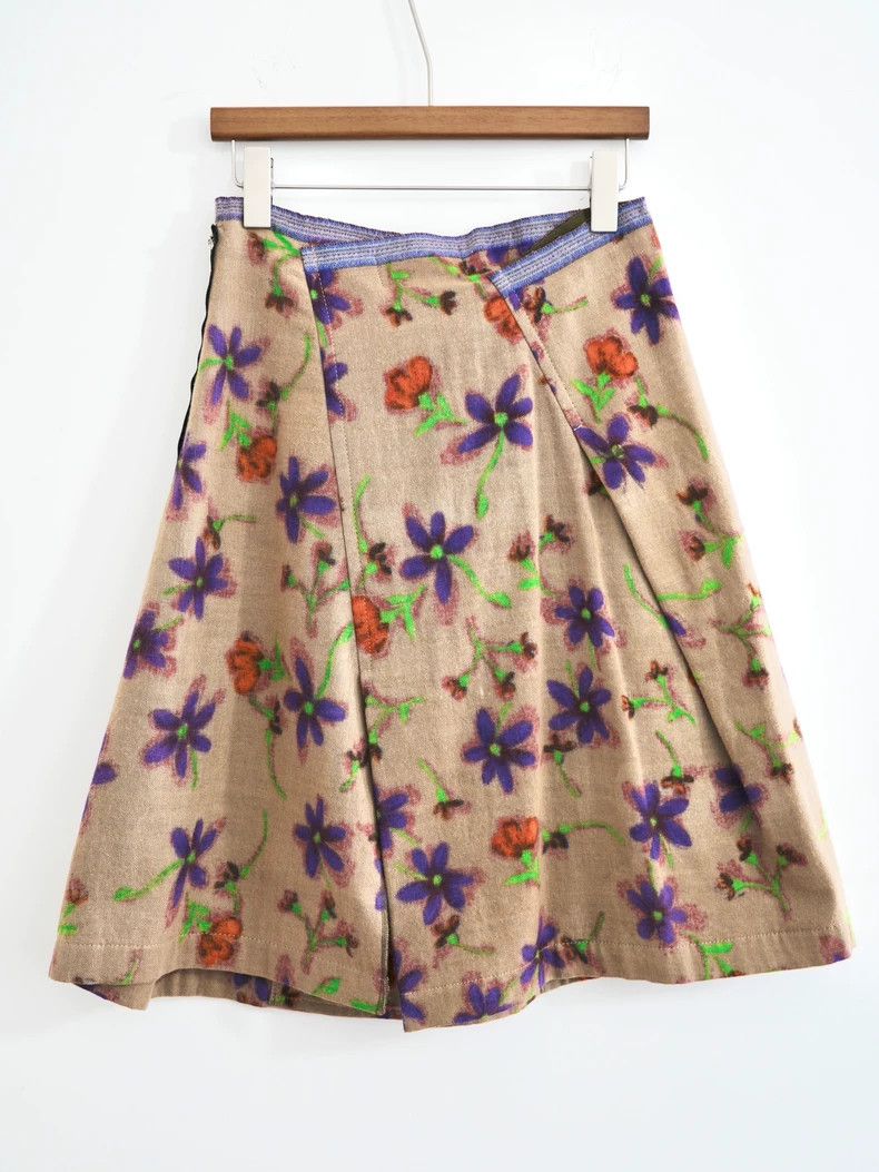 Comme des Garcons Comme des Garçons Floral Button Skirt - dmc Size US 30 / EU 46 - 2 Thumbnail