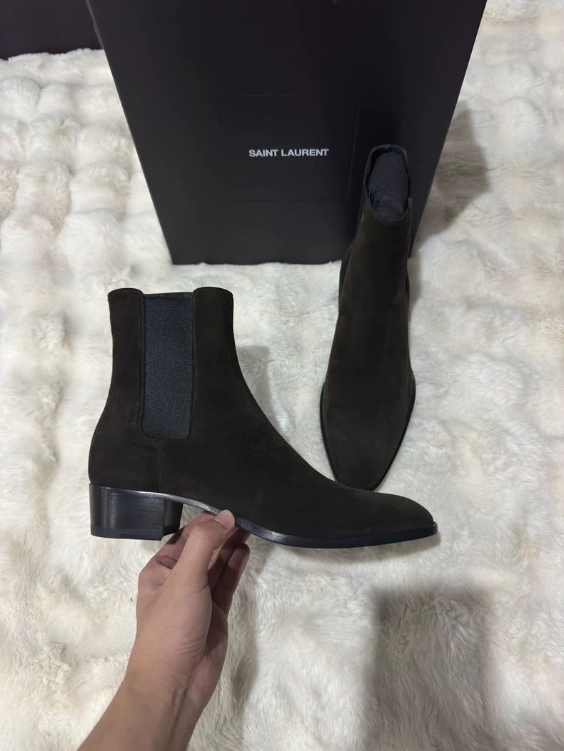 Saint Laurent Paris Saint Laurent Men's Suede Chelsea Boots - dmc Size US 10 / EU 43 - 3 Thumbnail