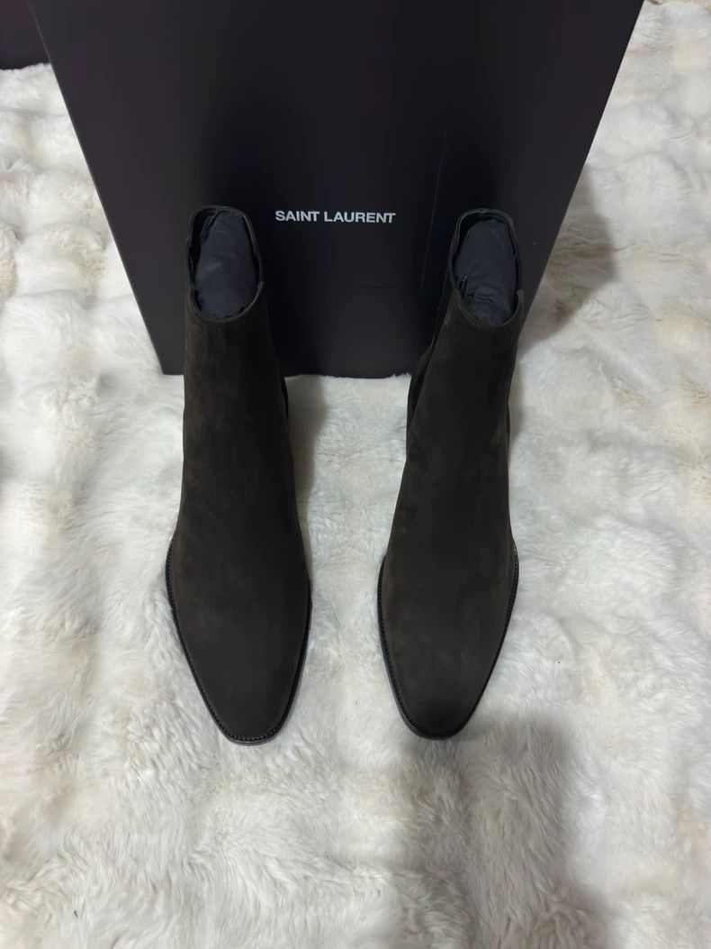 Saint Laurent Paris Saint Laurent Men's Suede Chelsea Boots - dmc Size US 10 / EU 43 - 2 Thumbnail