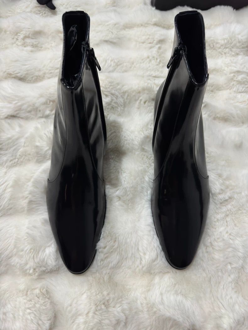 Saint Laurent Paris Saint Laurent YSL Patent Leather Ankle Boots Size 40 - dmc Size US 7 / EU 40 - 4 Thumbnail