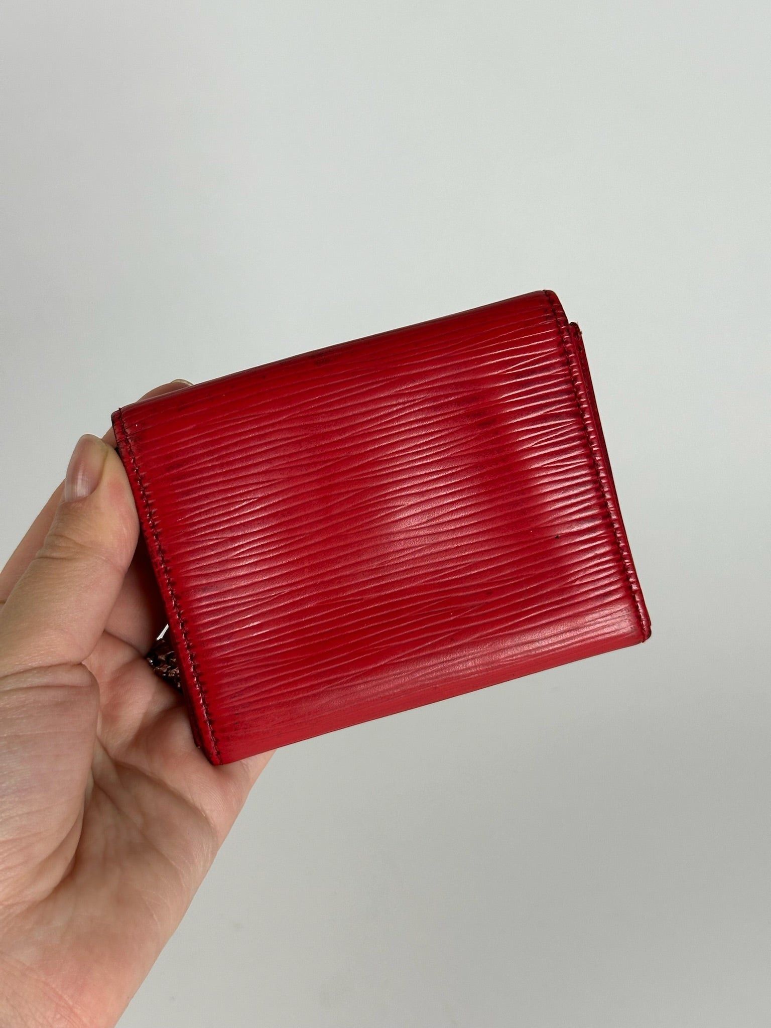 Louis Vuitton Vintage EPI Leather Card Holder red Size ONE SIZE - 3 Thumbnail