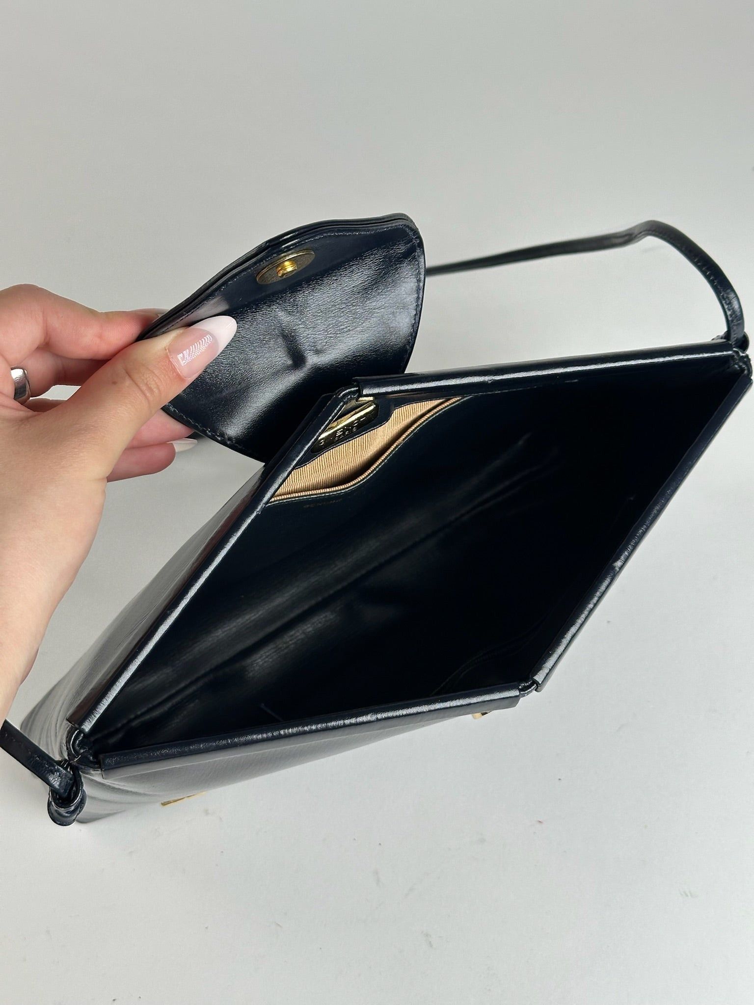 Givenchy Vintage Patent leather bag black Size ONE SIZE - 15 Thumbnail