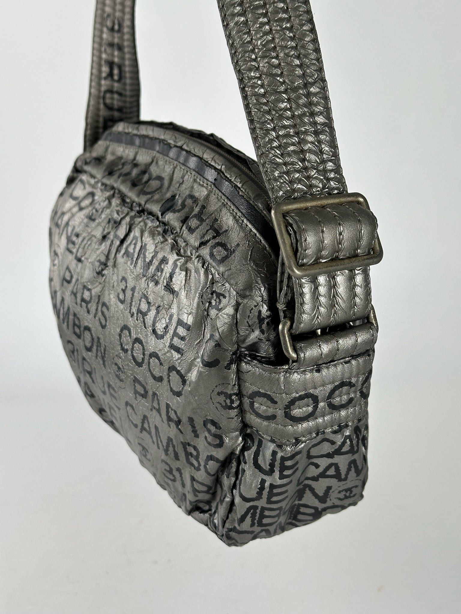 Chanel Vintage Momogram Shoulder Bag Silver Black Size ONE SIZE - 11 Thumbnail