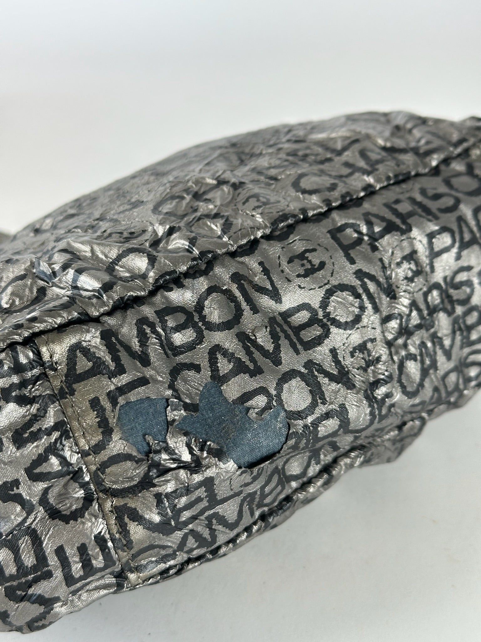 Chanel Vintage Momogram Shoulder Bag Silver Black Size ONE SIZE - 9 Thumbnail
