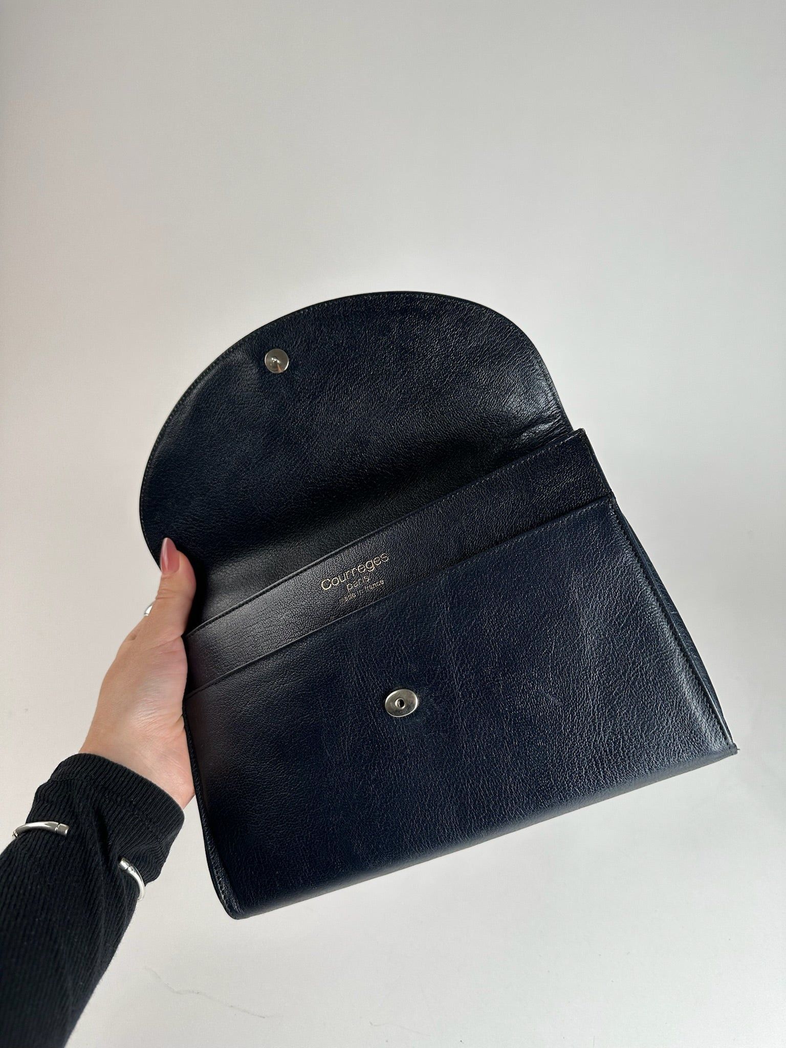 Courreges Vintage Paris leather clutch black Size ONE SIZE - 4 Thumbnail