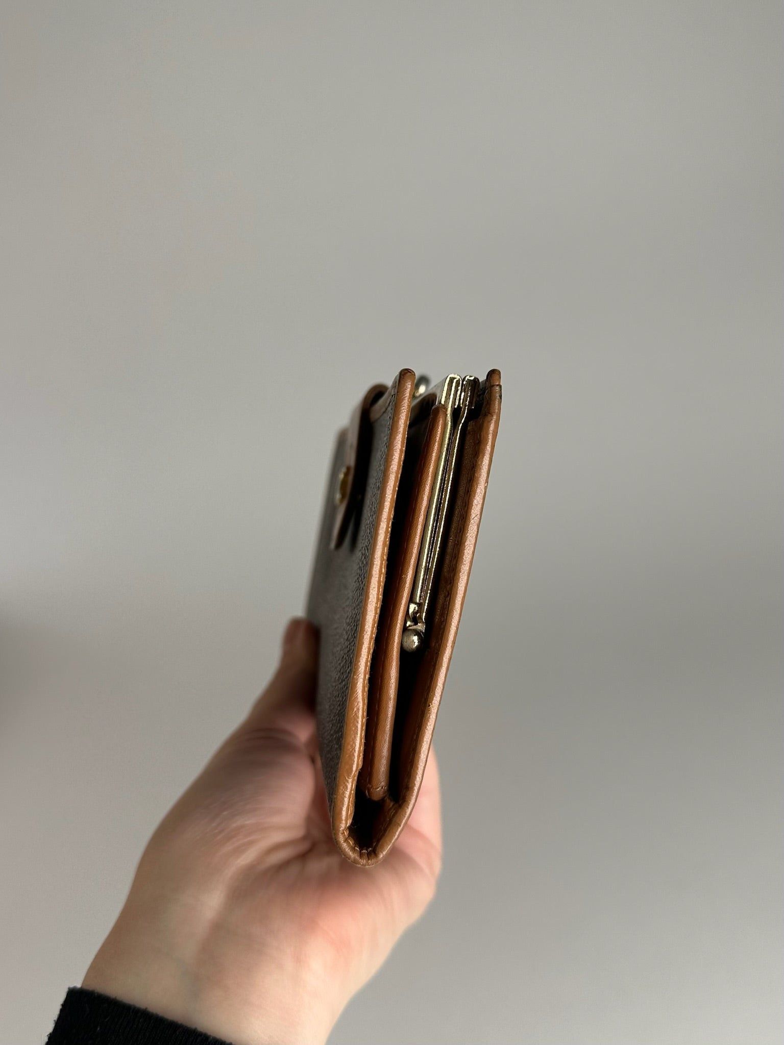 Celine Vintage Paris Monogram Leather wallet brown Size ONE SIZE - 4 Thumbnail