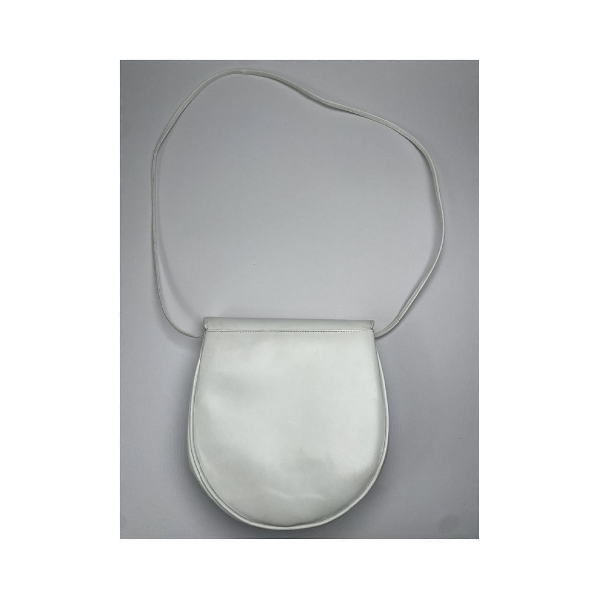 Givenchy Infinity White Patent Leather Handbag Size ONE SIZE - 3 Thumbnail