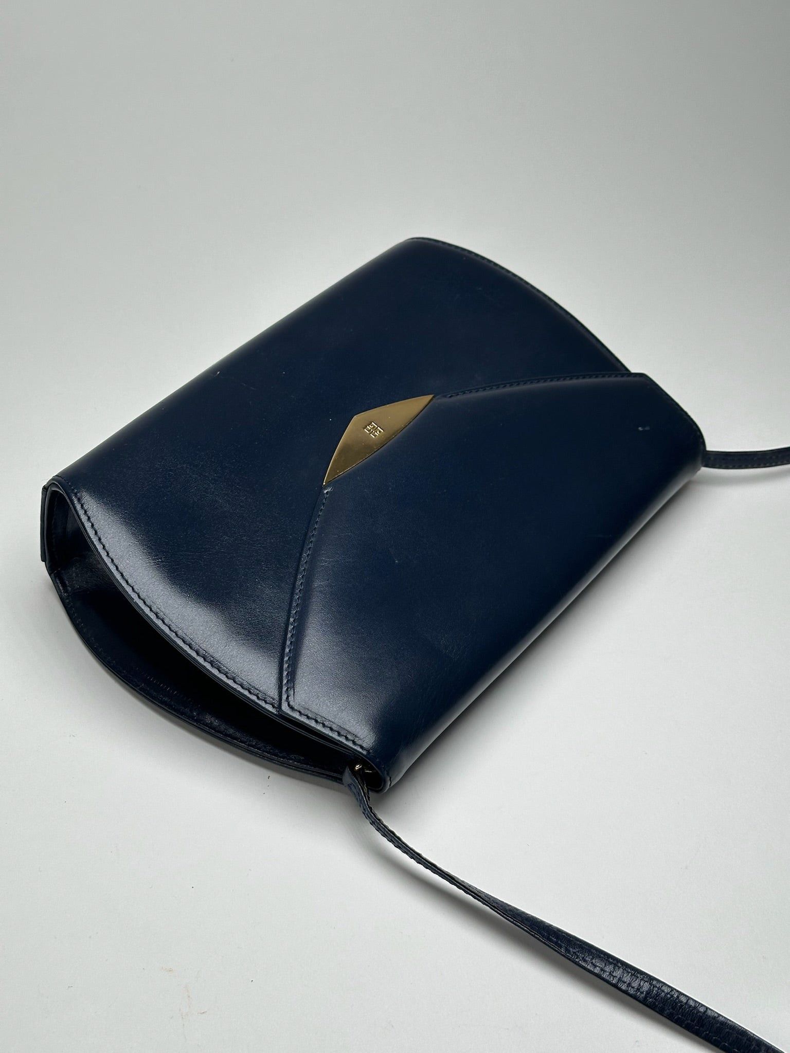 Givenchy Vintage 4G Leather Bag Navy Size ONE SIZE - 11 Thumbnail