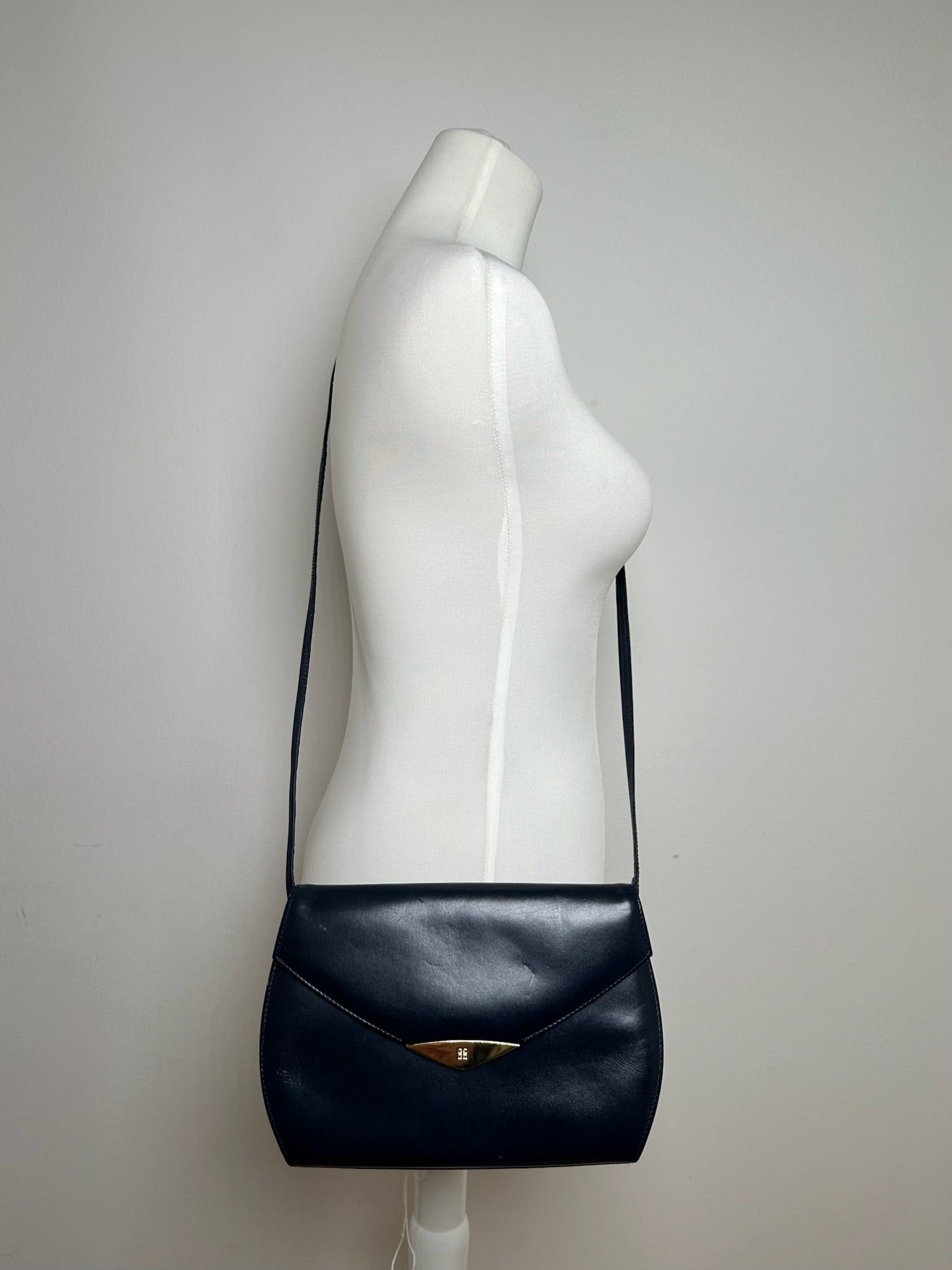 Givenchy Vintage 4G Leather Bag Navy Size ONE SIZE - 14 Thumbnail