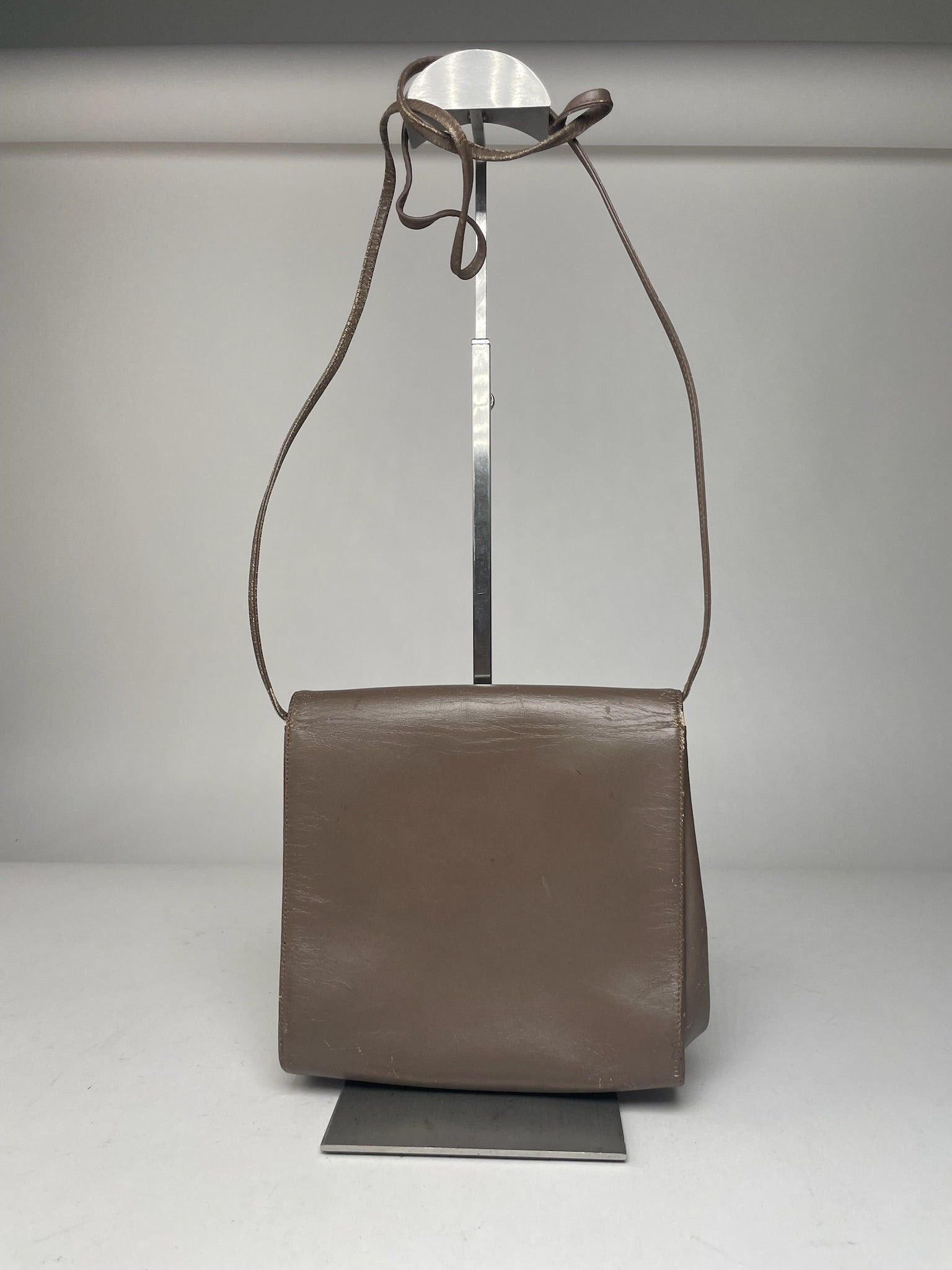 Givenchy Vintage 4G Leather Bag Brown Size ONE SIZE - 8 Thumbnail